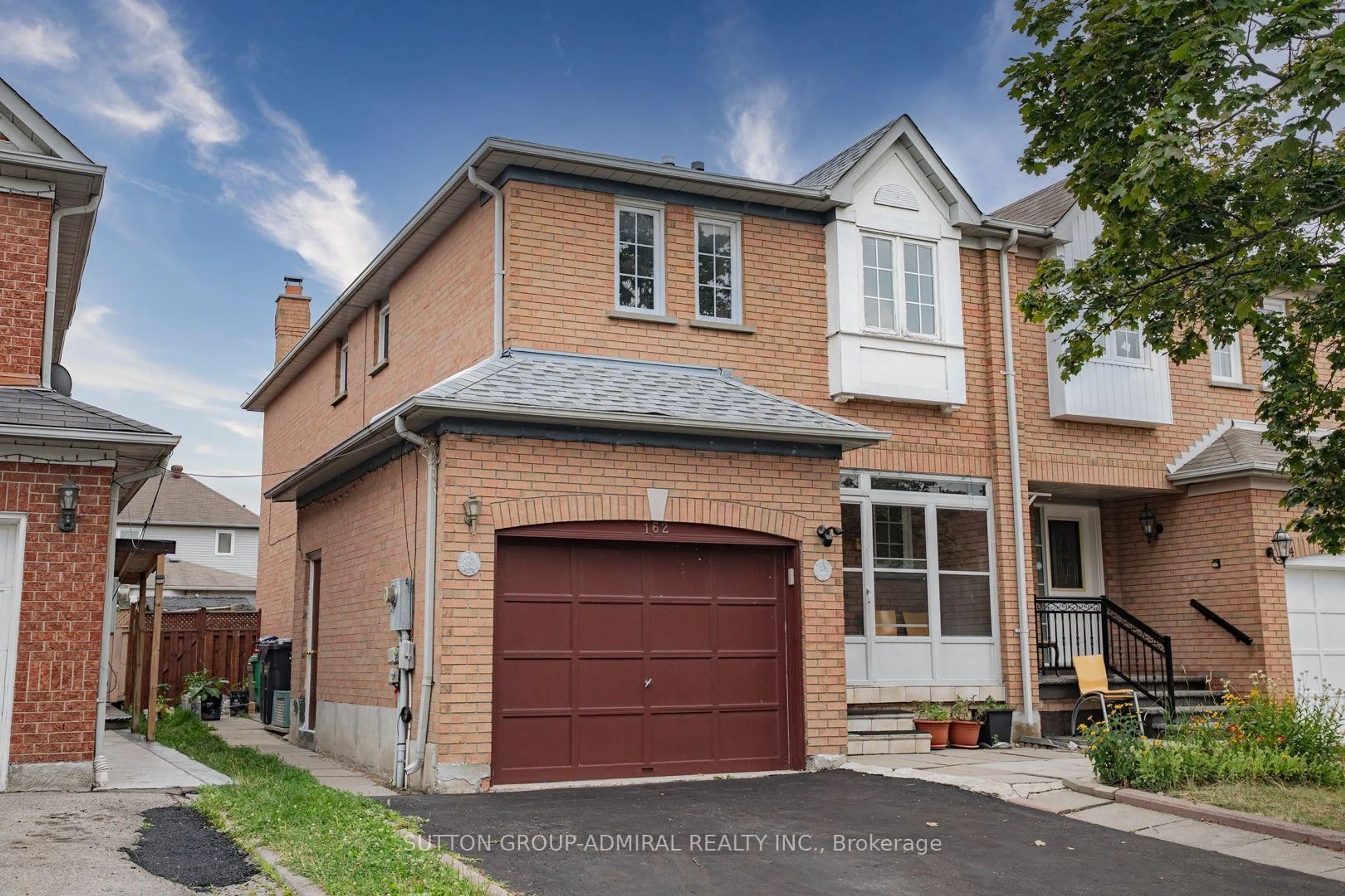 Home with brick exterior material, street for 162 Bighorn Cres, Brampton Ontario L6R 1G1