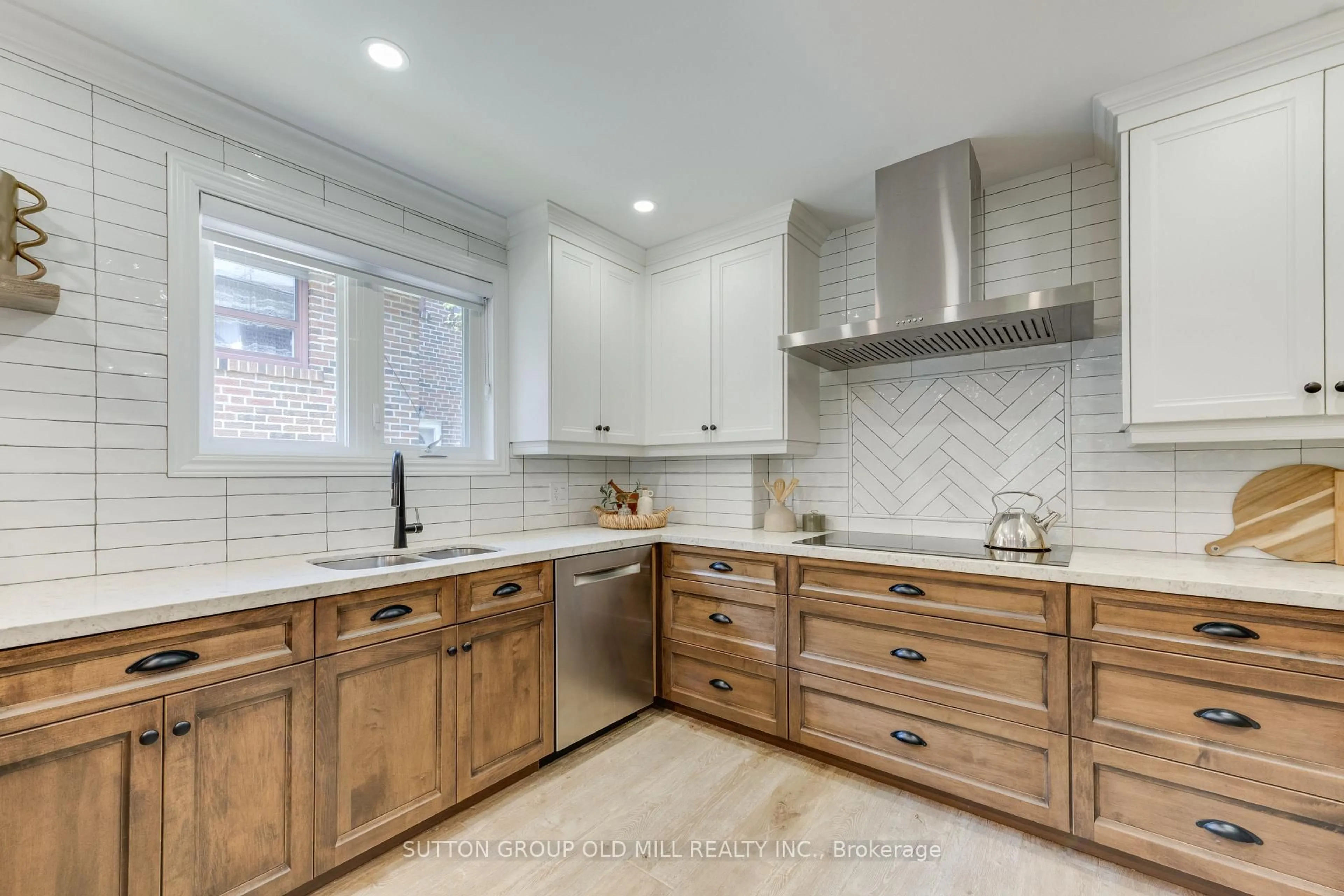 Contemporary kitchen, ceramic/tile floor for 85 Bonnyview Dr, Toronto Ontario M8Y 3G7