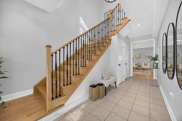 475 Grindstone Tr, Oakville 3