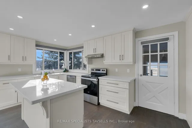 16045 Hurontario St, Caledon 4