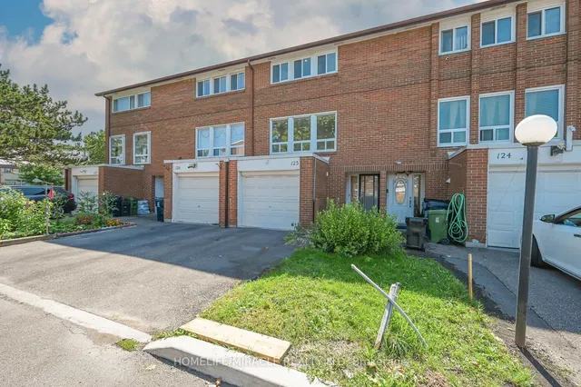 6466 Finch Ave #125, Toronto 4