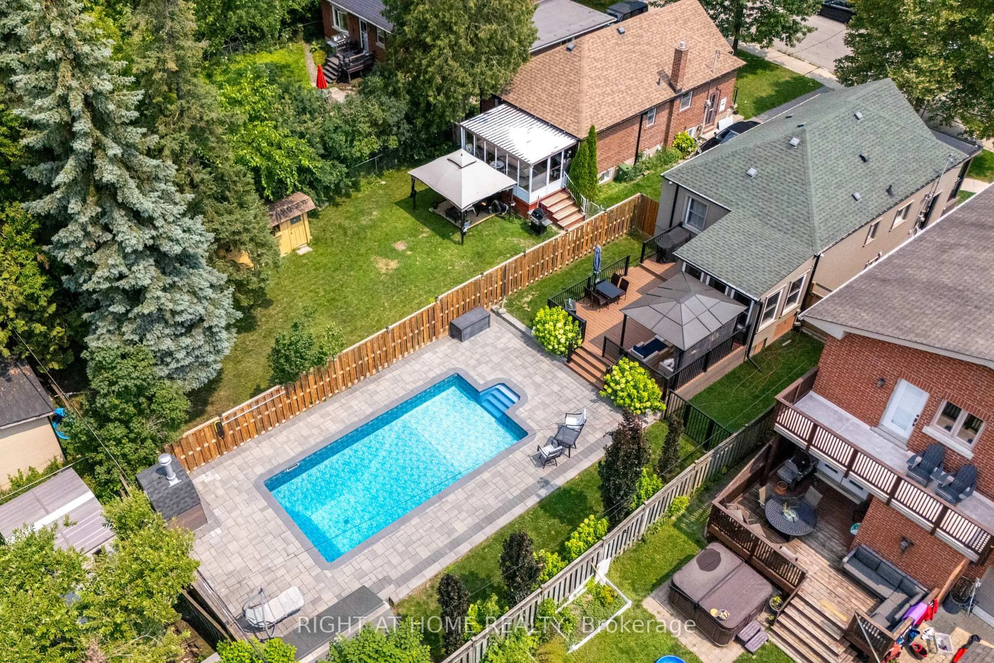 Pool for 188 Queens Ave, Toronto Ontario M8V 2N9