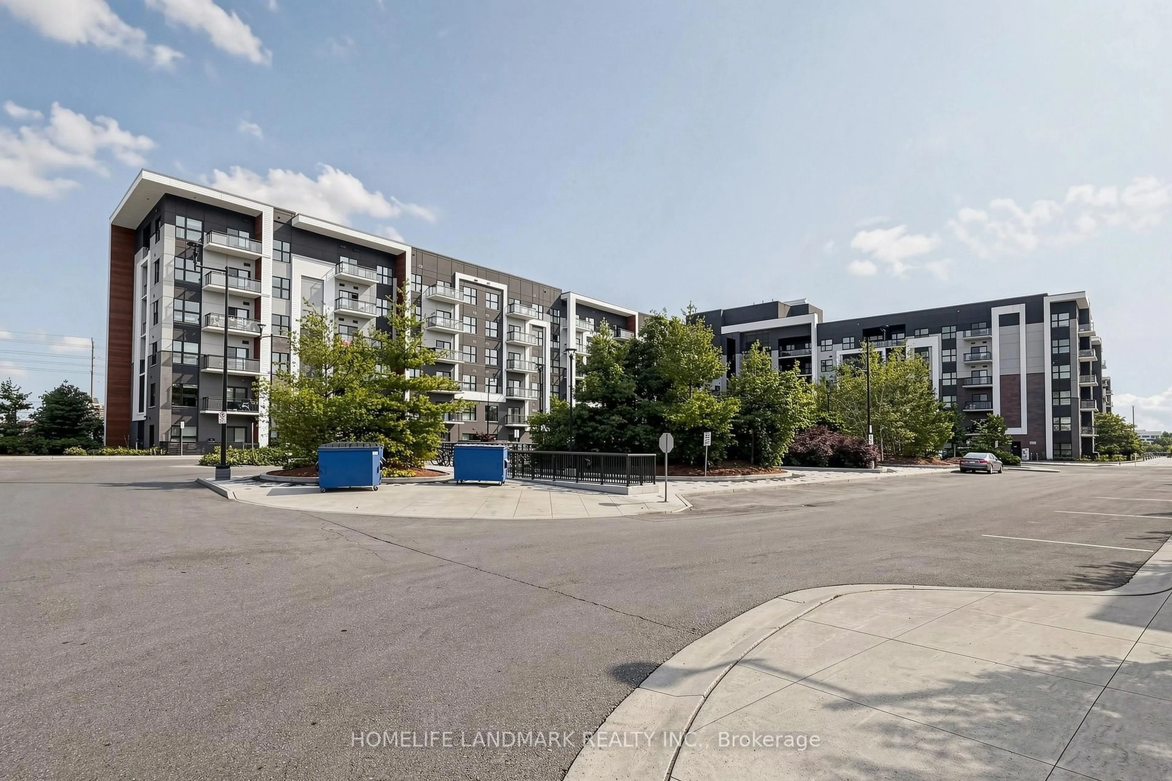 A pic from outside/outdoor area/front of a property/back of a property/a pic from drone, street for 128 Grovewood Common #403, Oakville Ontario L6H 0X3