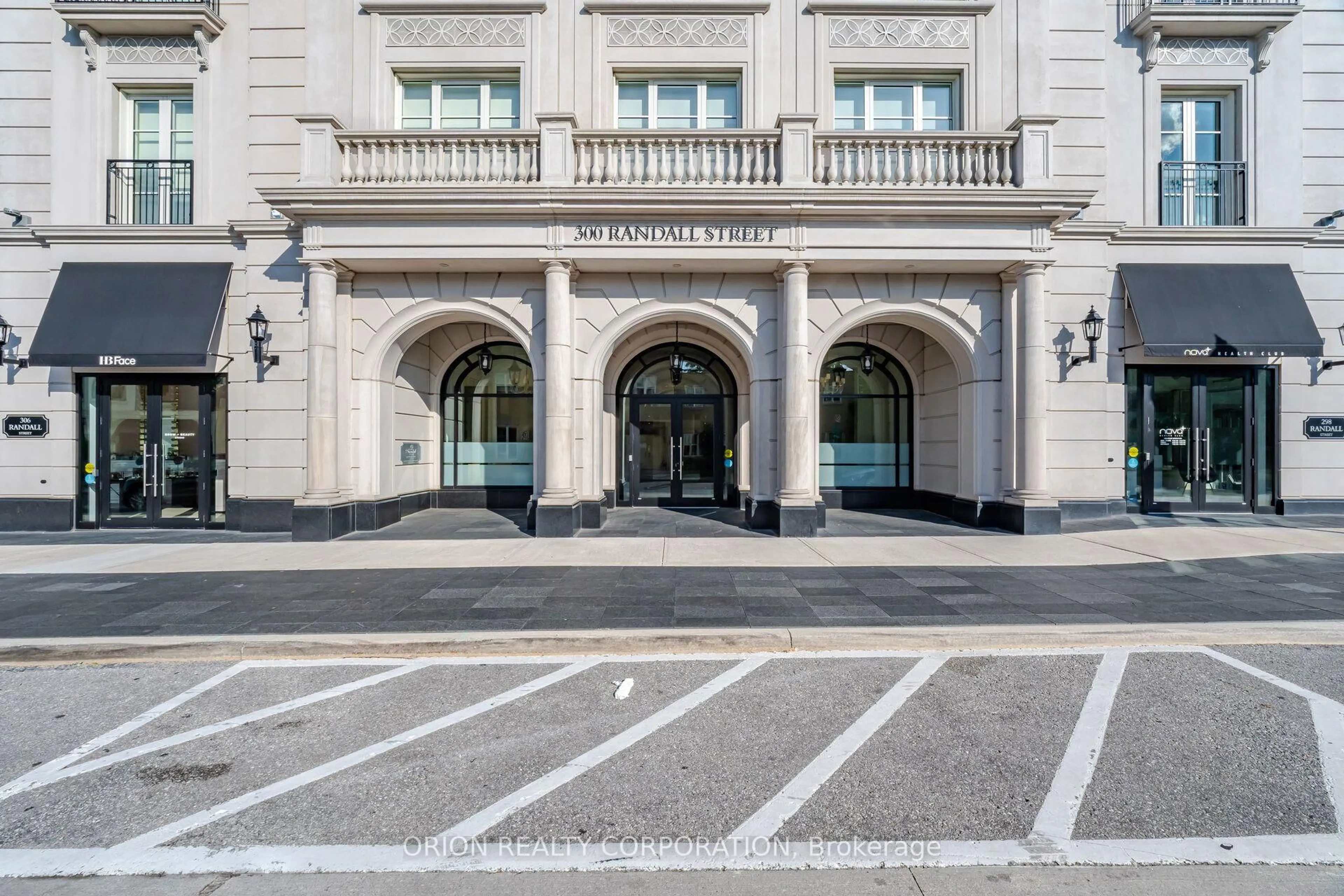 Lobby for 300 Randall St #304, Oakville Ontario L6J 0G2