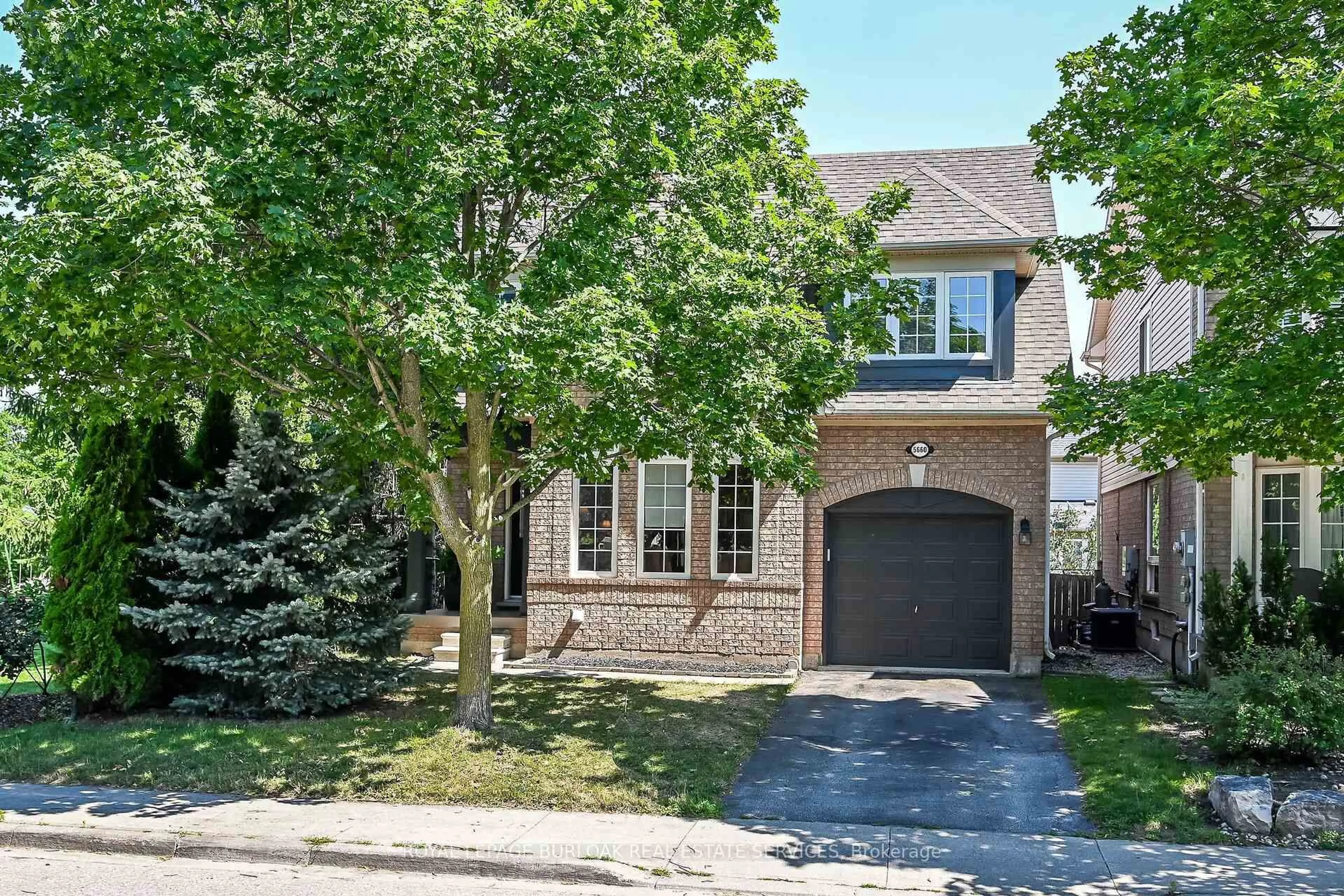 Home with brick exterior material, street for 5660 Rosaline Rd, Burlington Ontario L7L 6T4