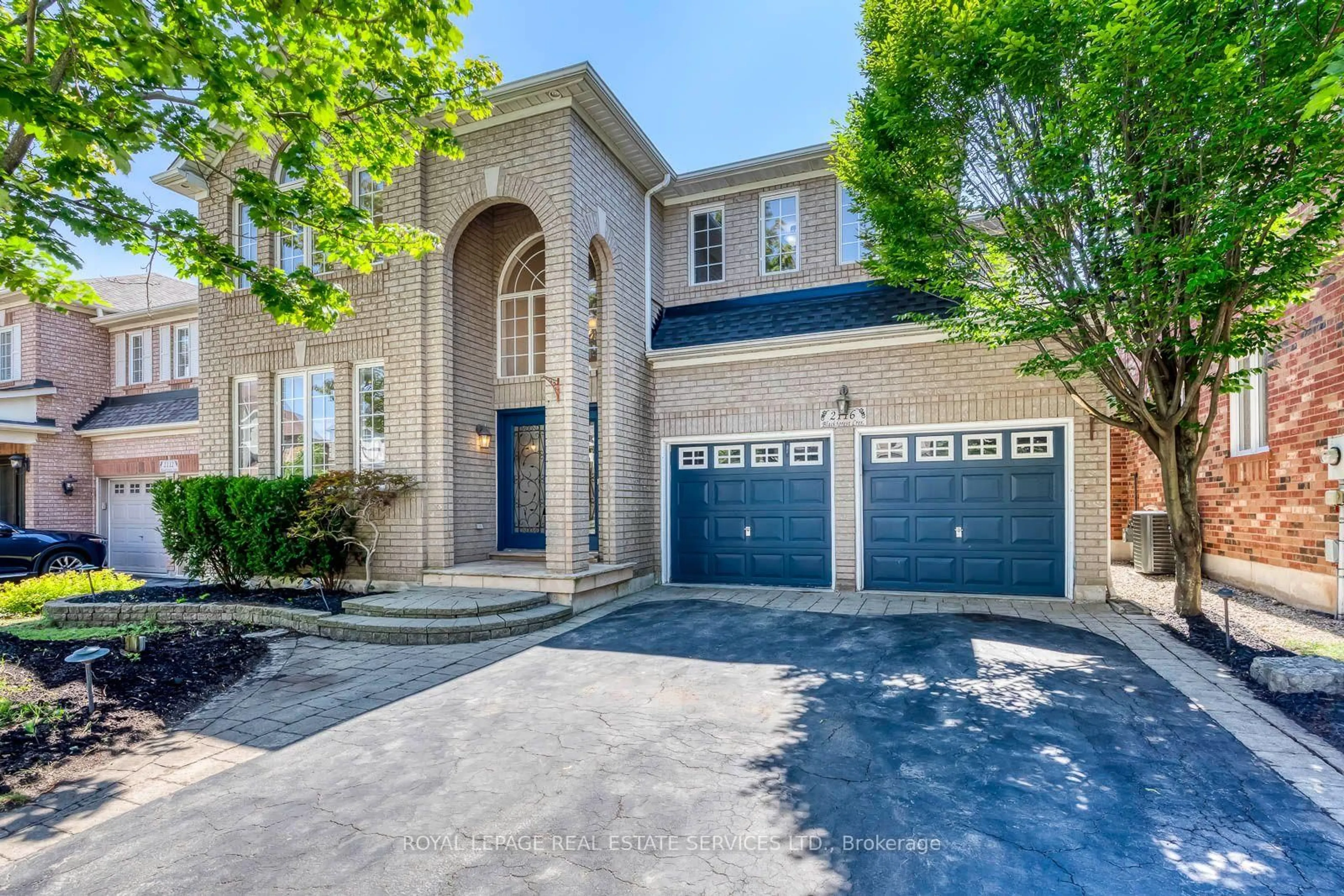 Unknown for 2116 Blackforest Cres, Oakville Ontario L6M 4T6