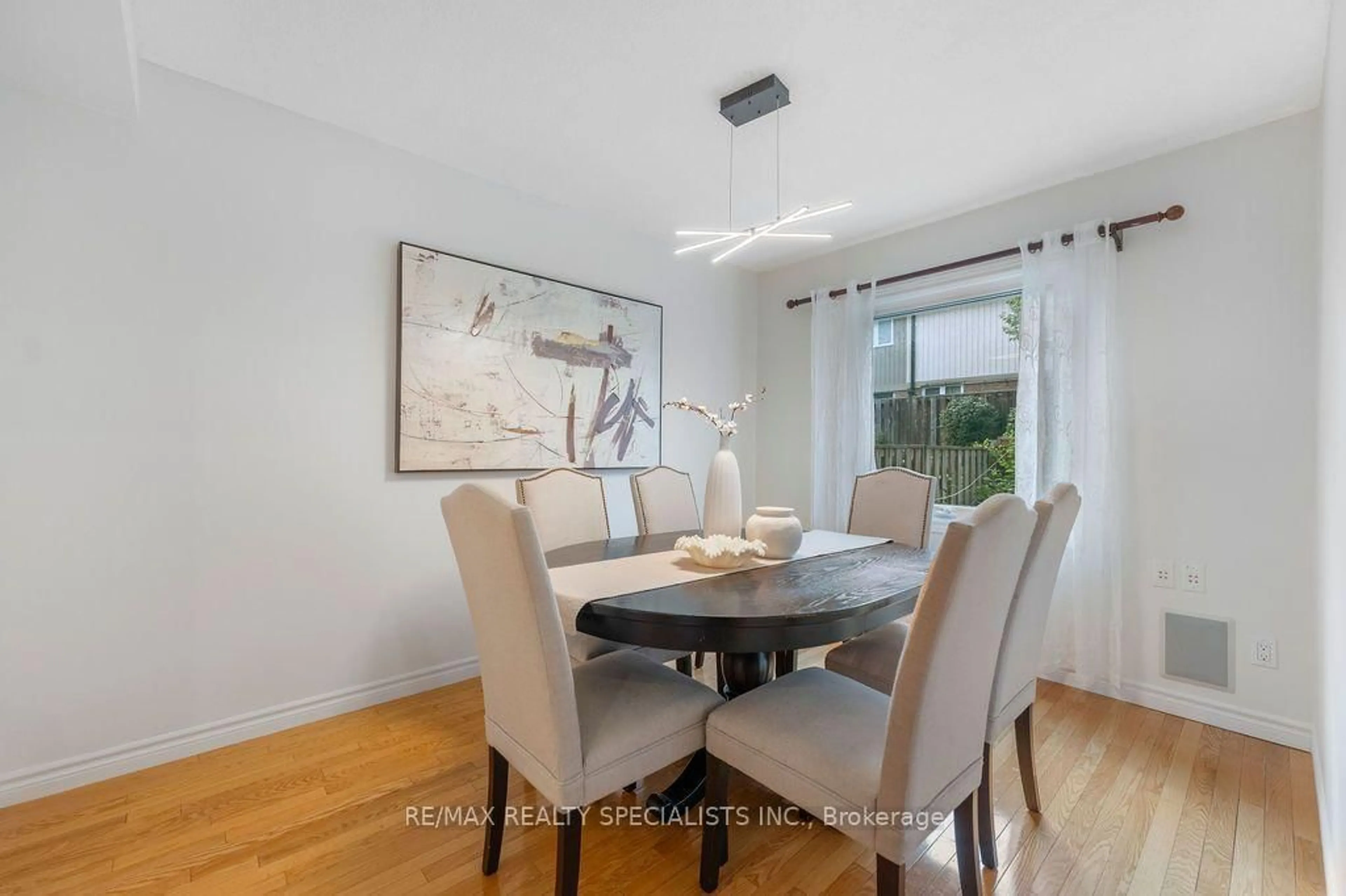 Dining room, unknown for 7080 Copenhagen Rd #72, Mississauga Ontario L5N 2C9
