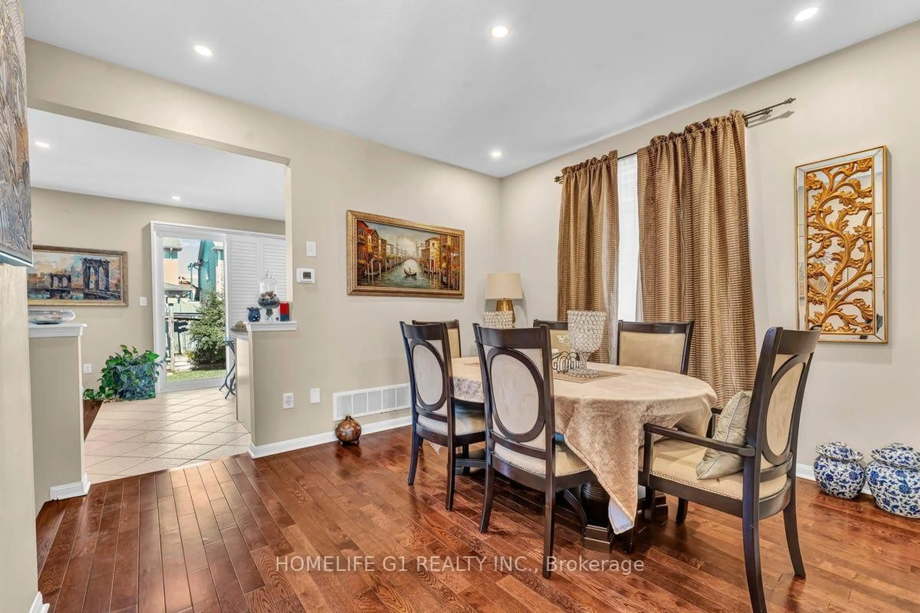 Dining room, unknown for 889 Challinor Terr, Milton Ontario L9T 7V6