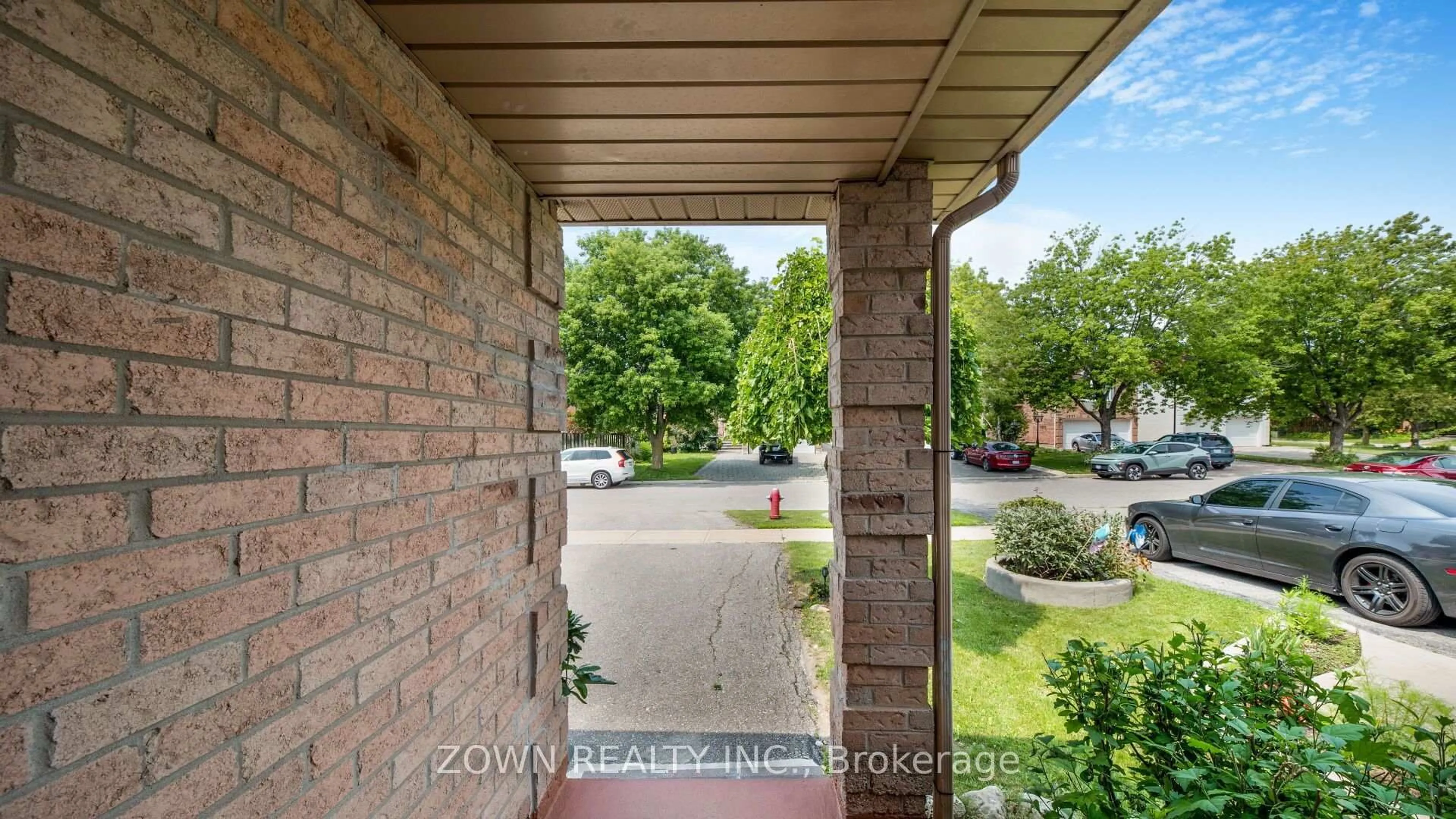 Unknown for 1542 Kirkrow Cres, Mississauga Ontario L5M 3Y8