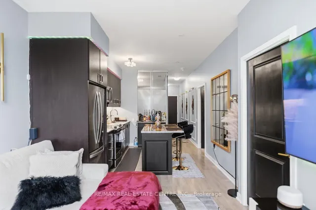 8 Nahani Way 304 Way, Mississauga 2