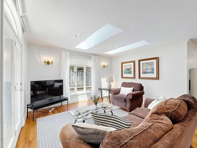2094 Water's Edge Dr, Oakville 5