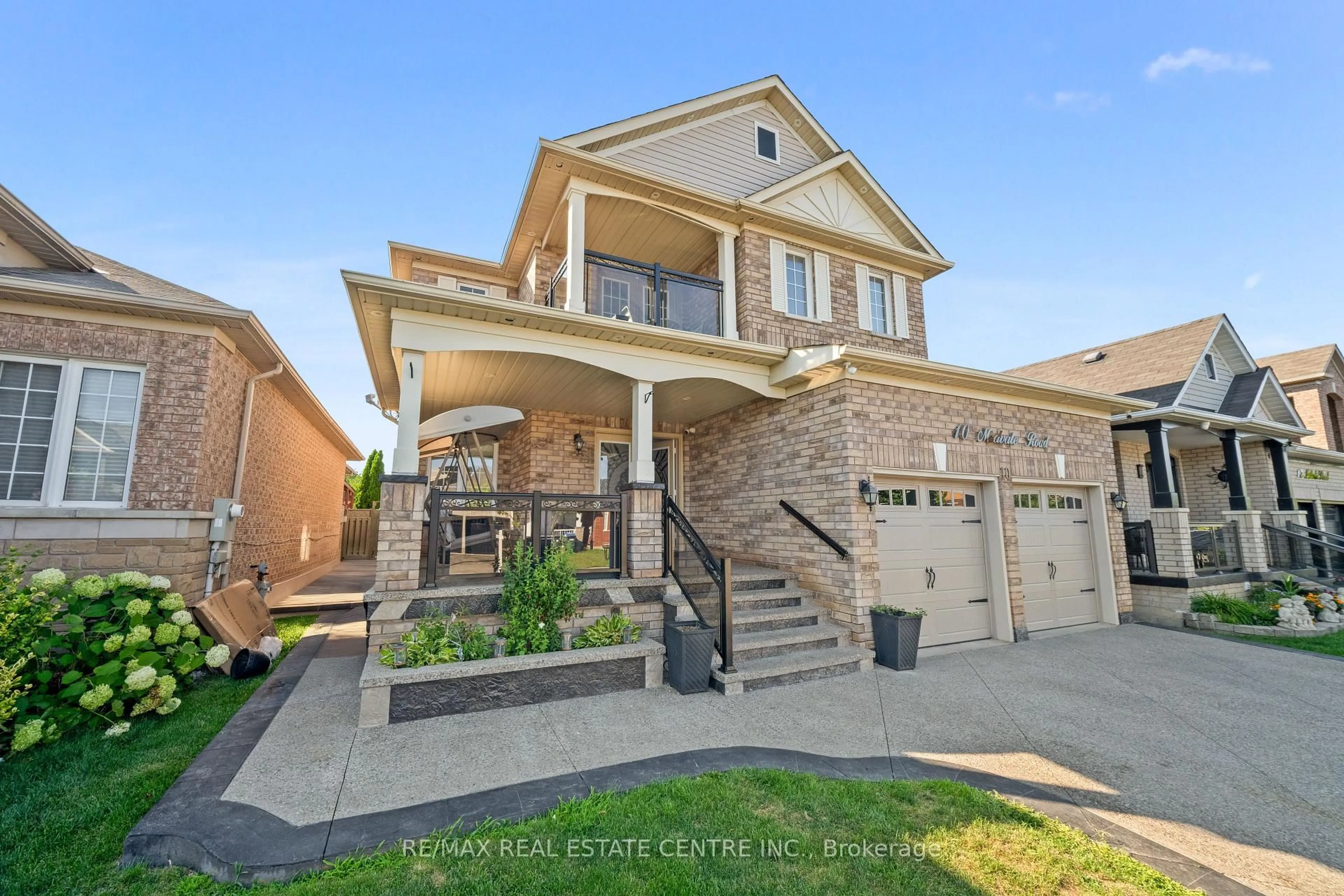 Home with brick exterior material, street for 10 Midvale Rd, Brampton Ontario L7A 2N1