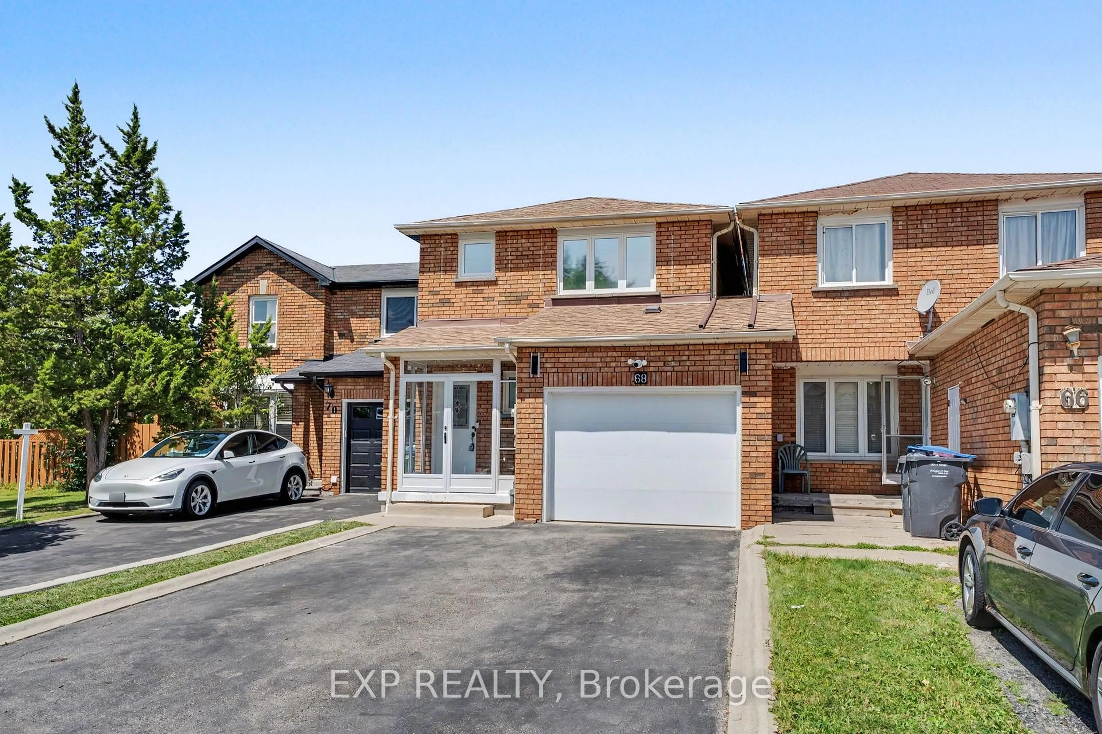 Home with brick exterior material, street for 68 Tulip Dr, Brampton Ontario L6Y 3W7