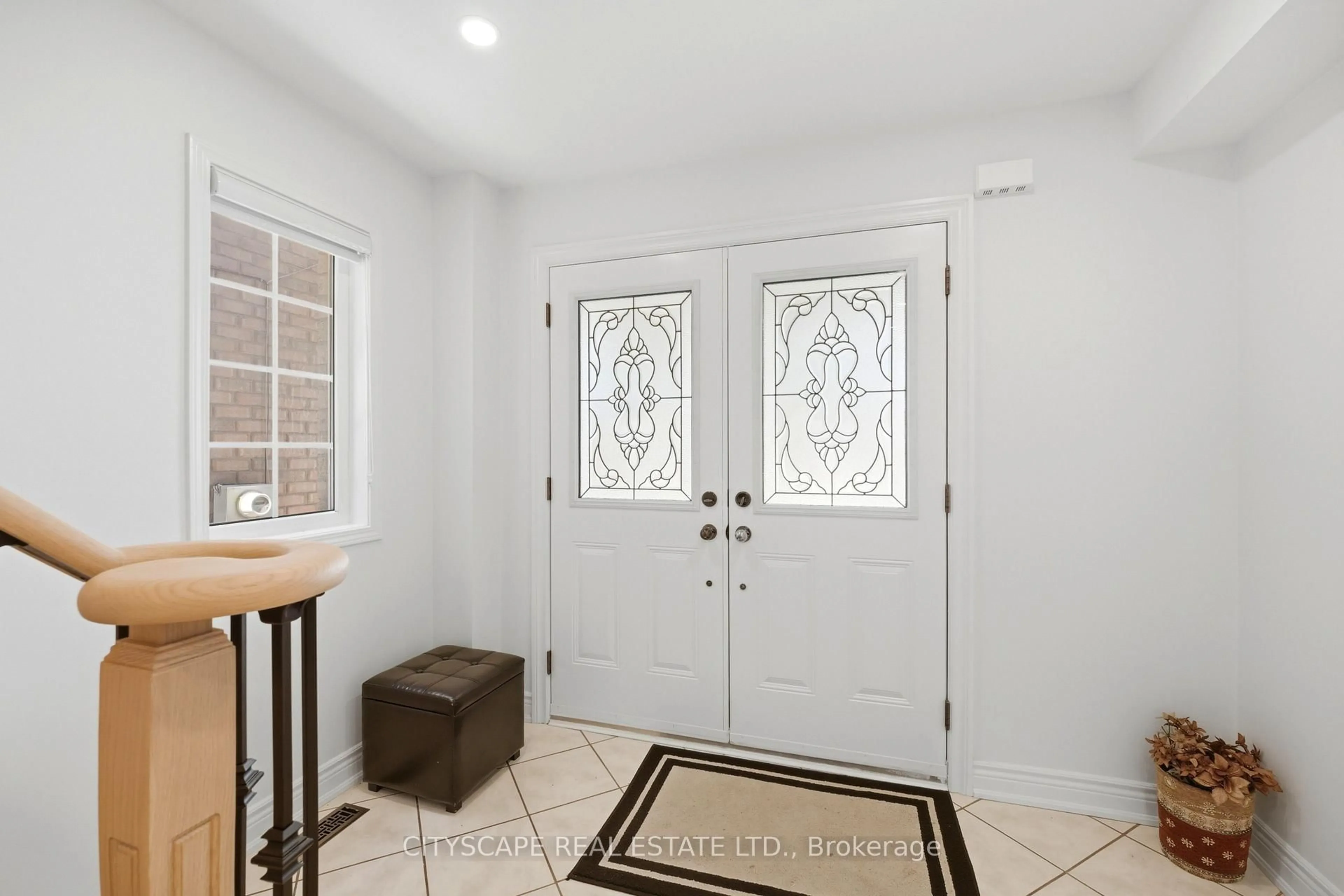 Indoor entryway for 67 Buick Blvd, Brampton Ontario L7A 3B7