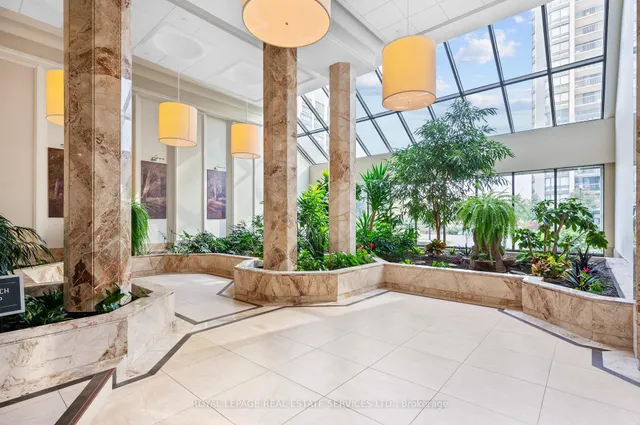 2180 Marine Dr #1601, Oakville 5