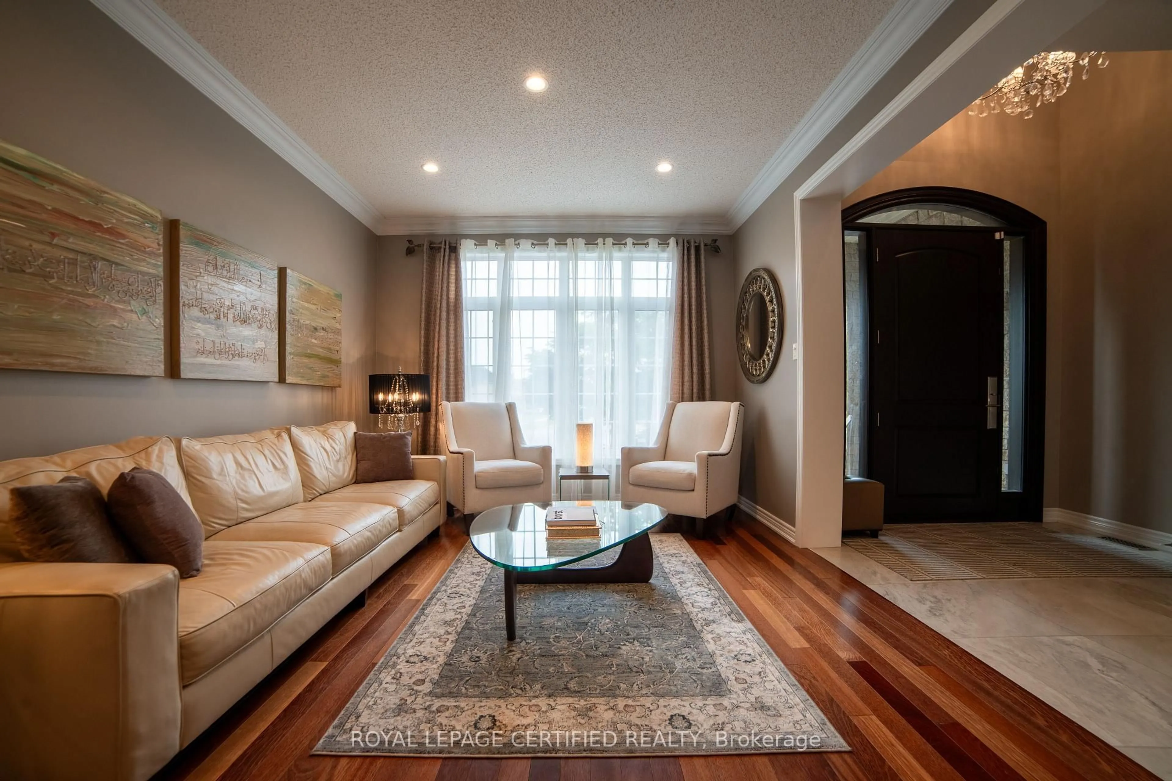 Living room with furniture, unknown for 2367 Eighth Line, Oakville Ontario L6H 7L7
