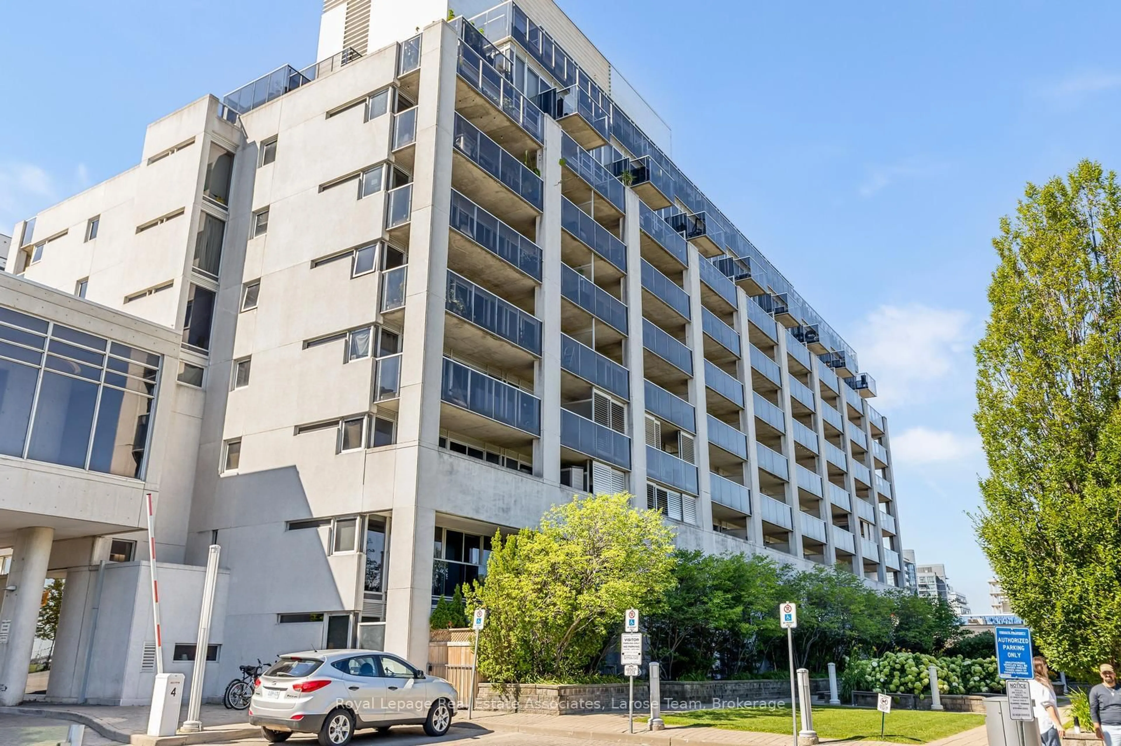 Unknown for 1050 The Queensway #611, Toronto Ontario M8Z 0A8