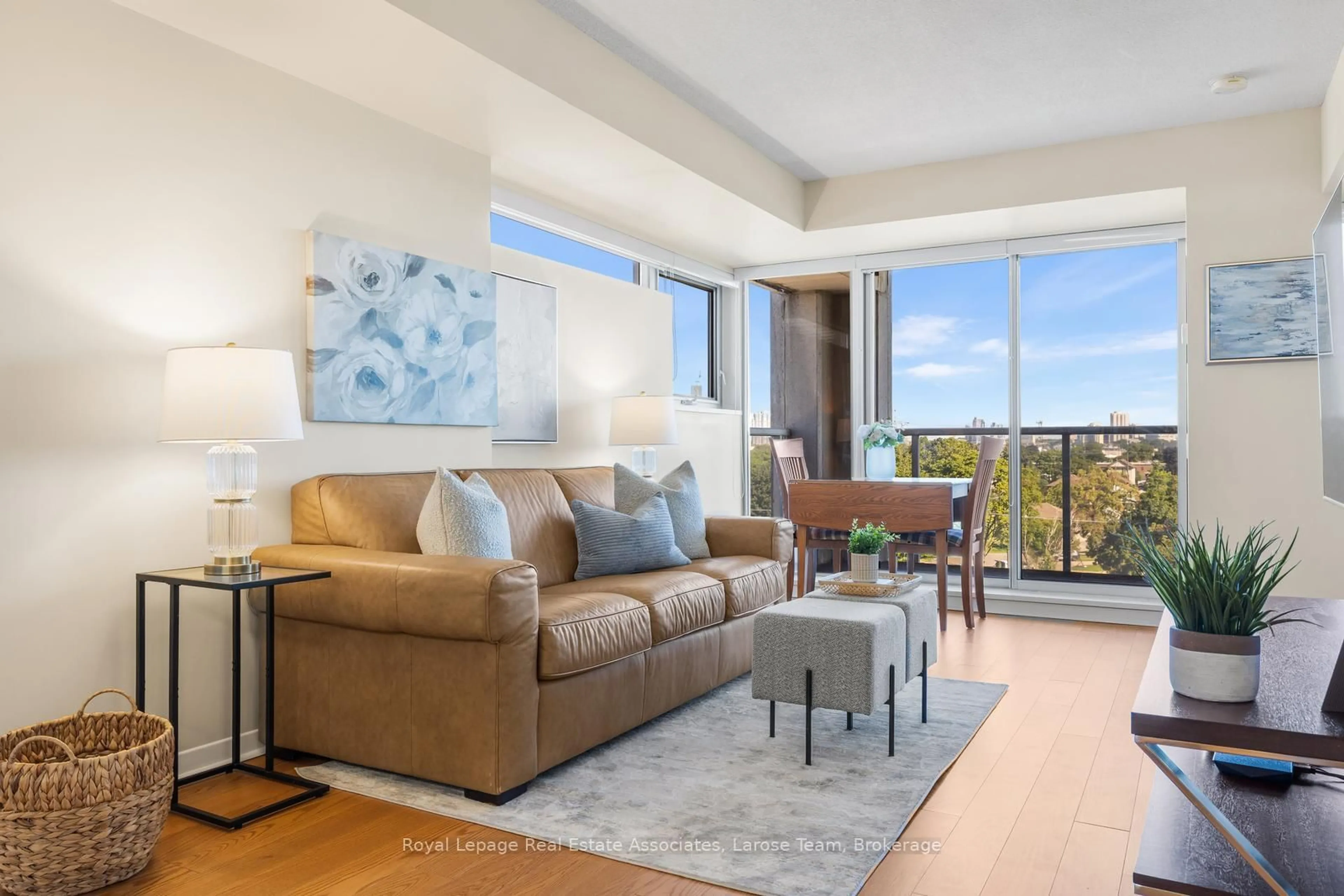 Living room with furniture, unknown for 1050 The Queensway #611, Toronto Ontario M8Z 0A8