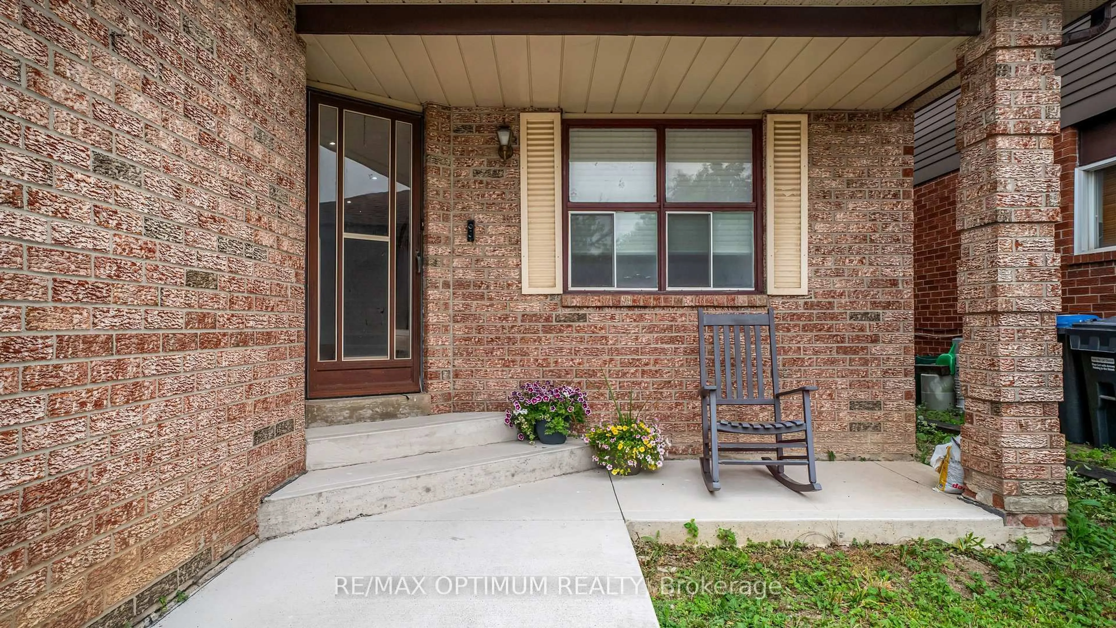 Home with brick exterior material, street for 11 Donaldson Dr, Brampton Ontario L6Y 3H1