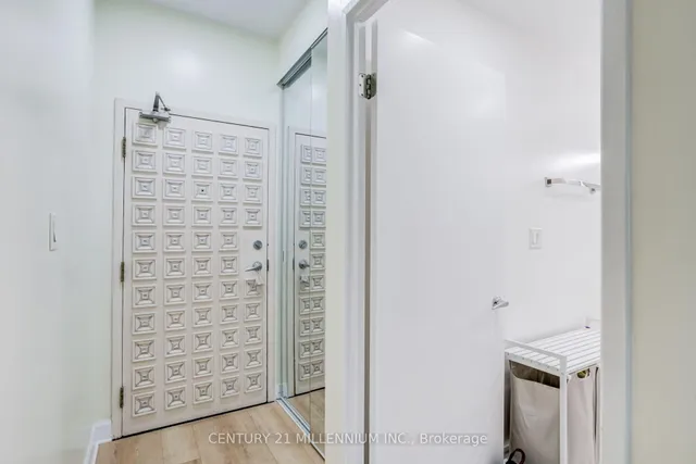 88 Palace Pier Crt #506, Toronto 3