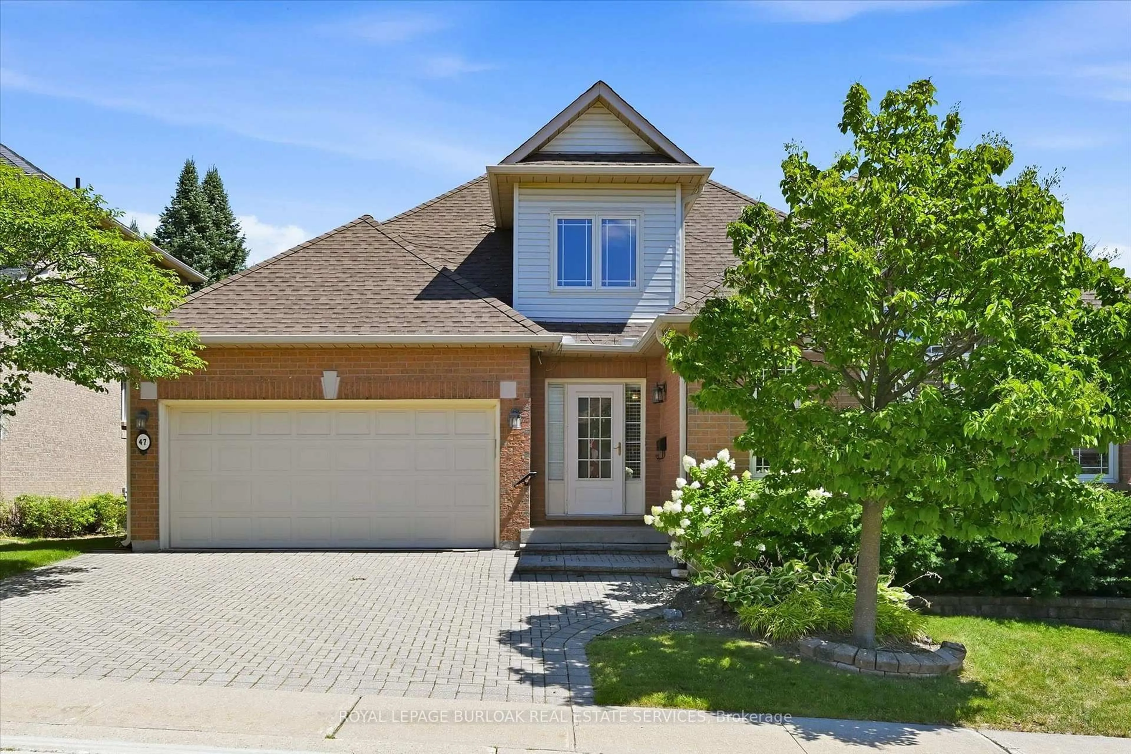 Home with brick exterior material, street for 1150 Skyview Dr #47, Burlington Ontario L7P 4X5