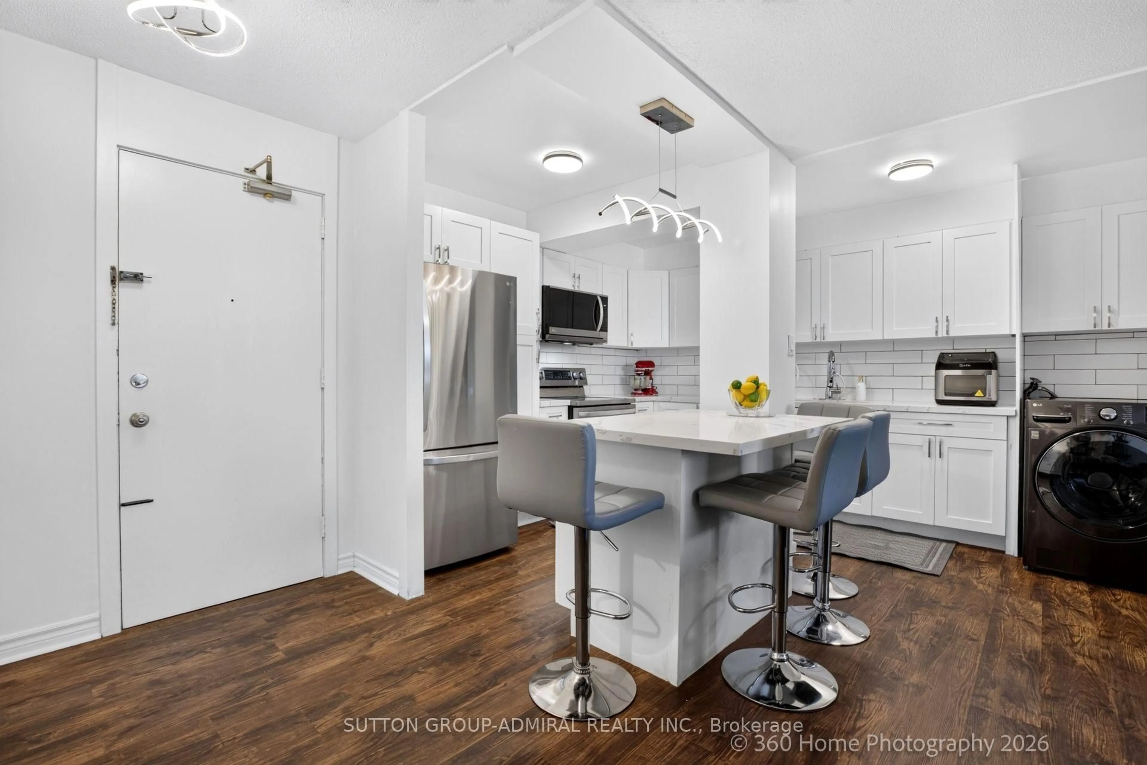 Open concept kitchen, ceramic/tile floor for 80 Grandravine Dr #202, Toronto Ontario M3J 1B2