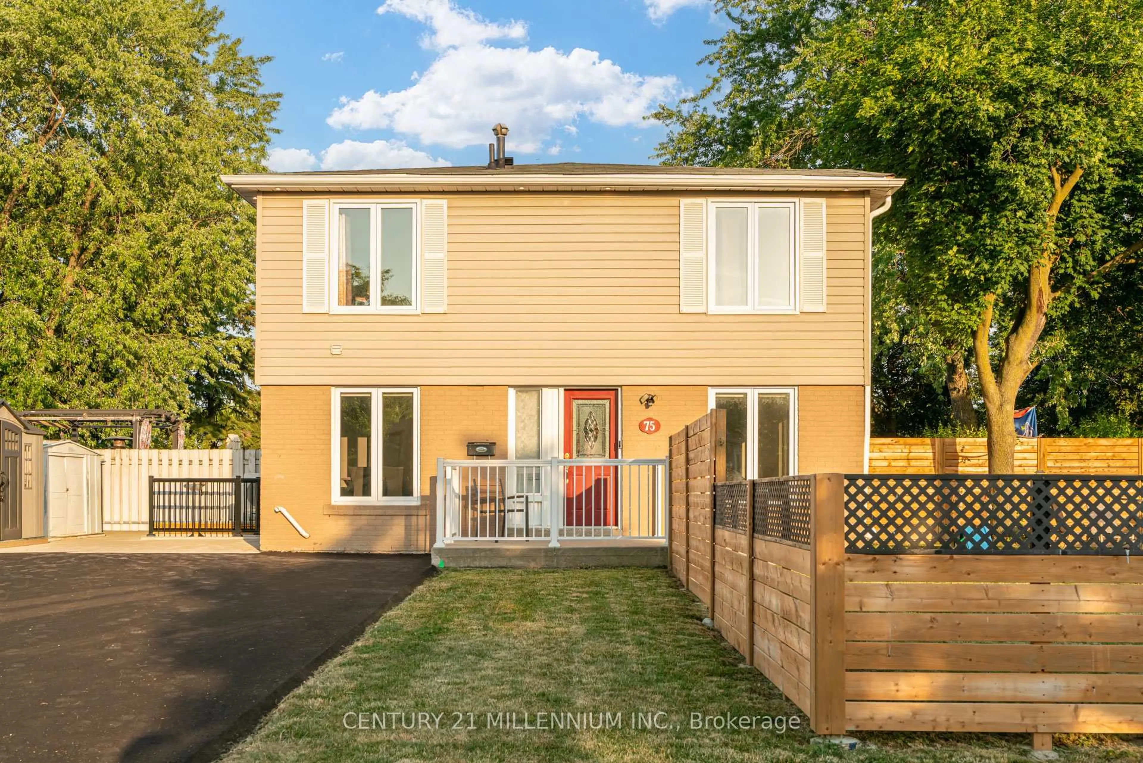 A pic from outside/outdoor area/front of a property/back of a property/a pic from drone, street for 75 Goldcrest Rd, Brampton Ontario L6S 1H1