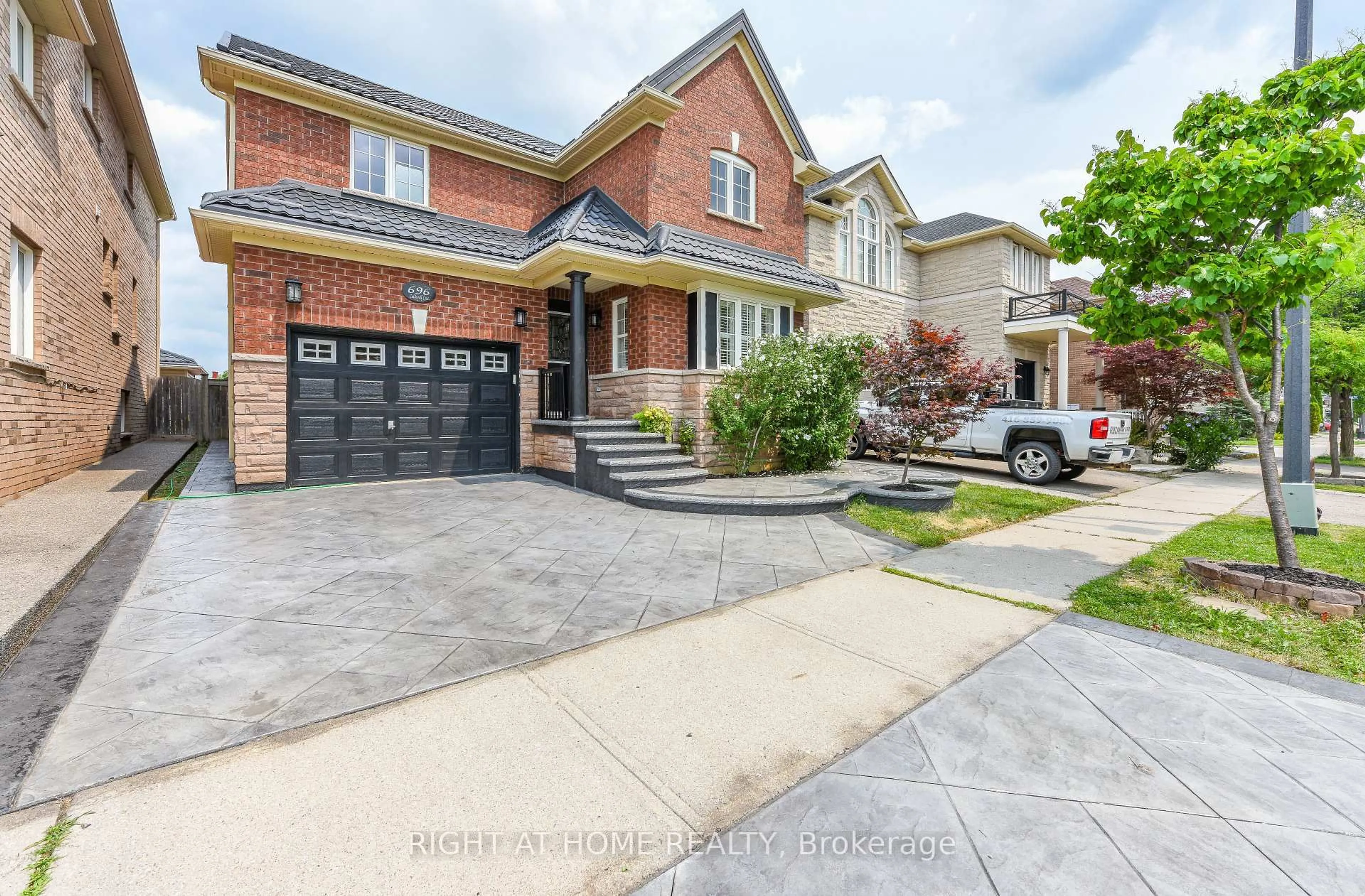Home with brick exterior material, street for 696 Caldwell Cres, Milton Ontario L9T 0H6