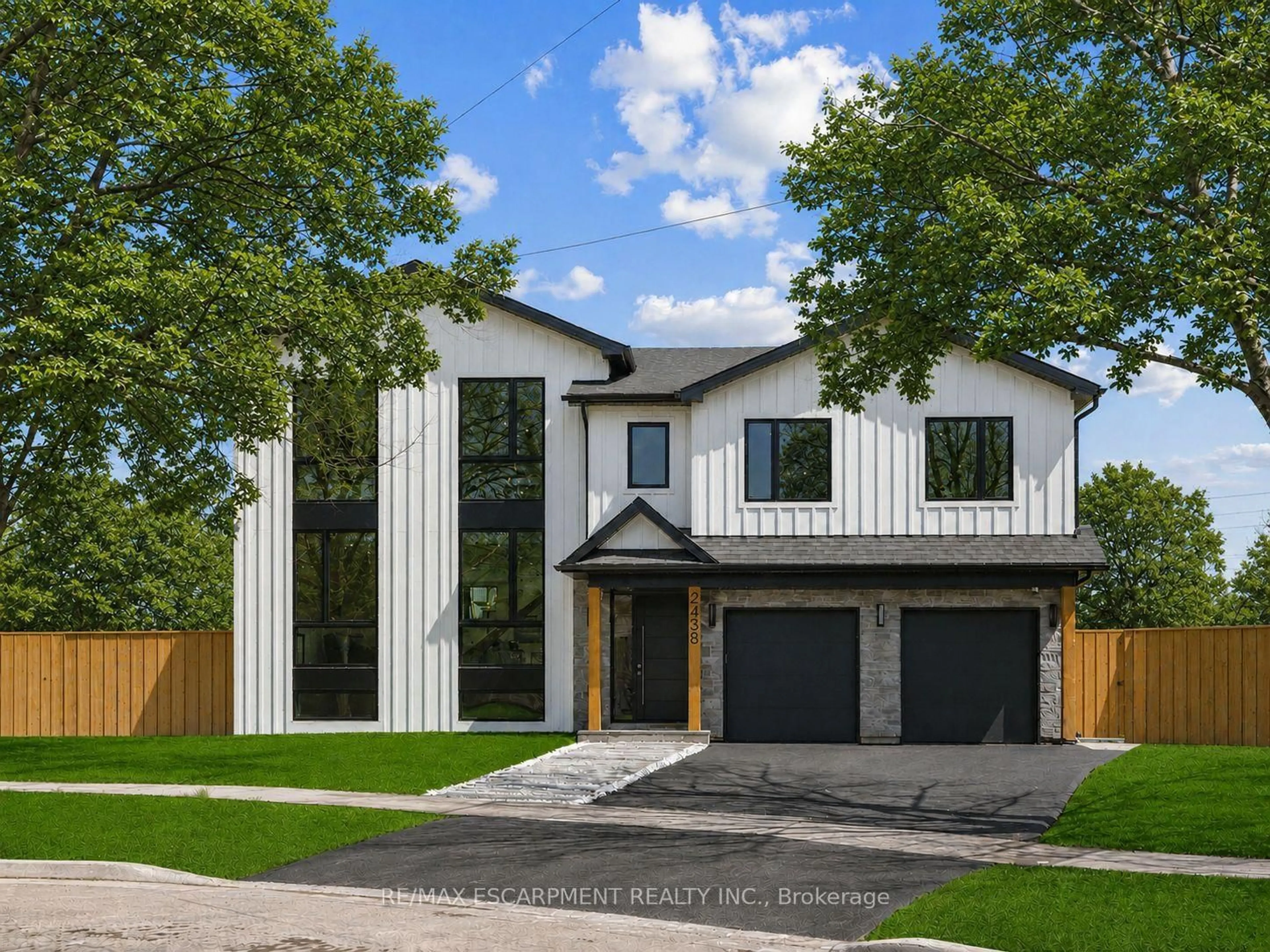Home with brick exterior material, street for 2488 Bridge Rd, Oakville Ontario L6L 2H2