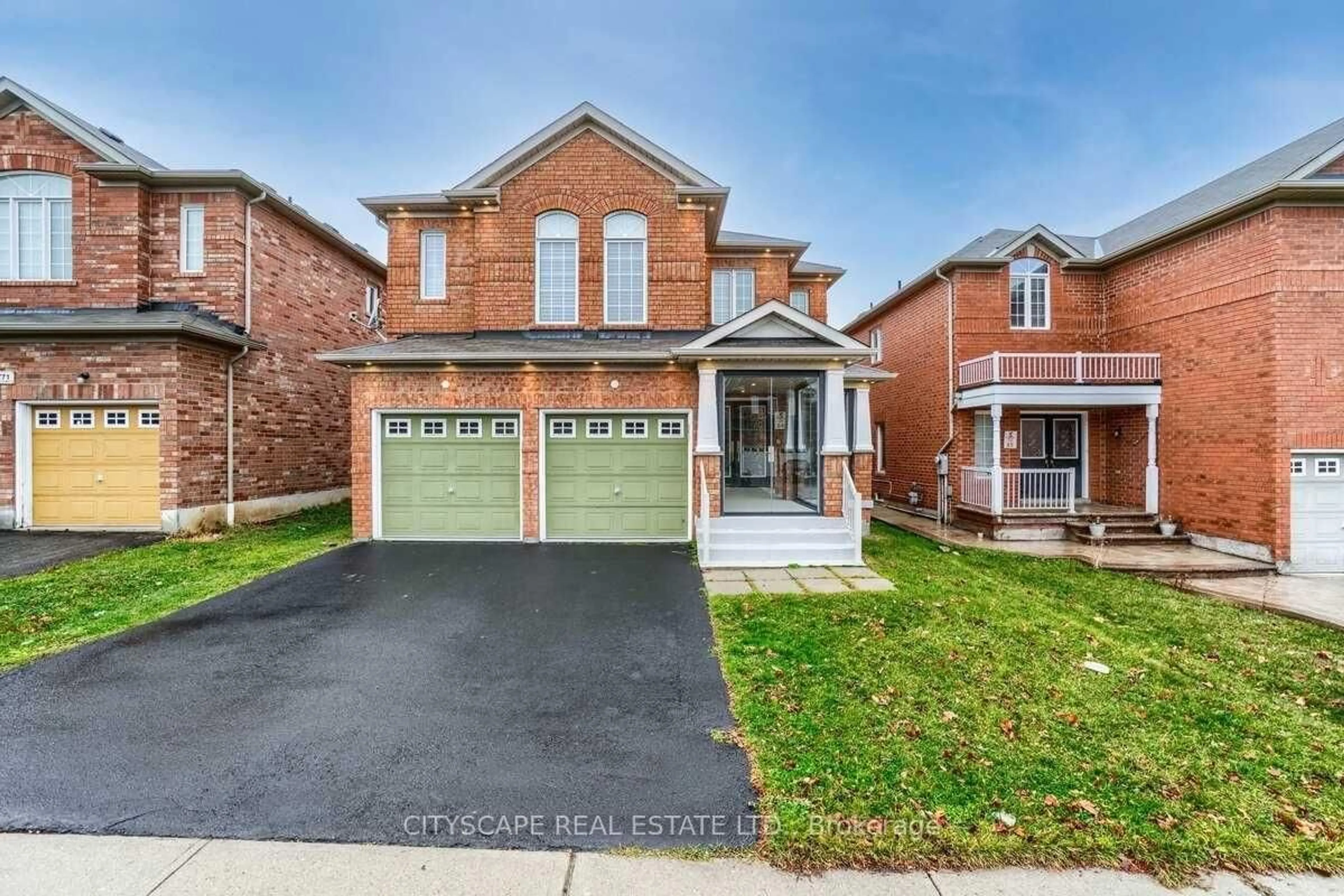Home with brick exterior material, street for 769 White Clover Way, Mississauga Ontario L5V 0C2