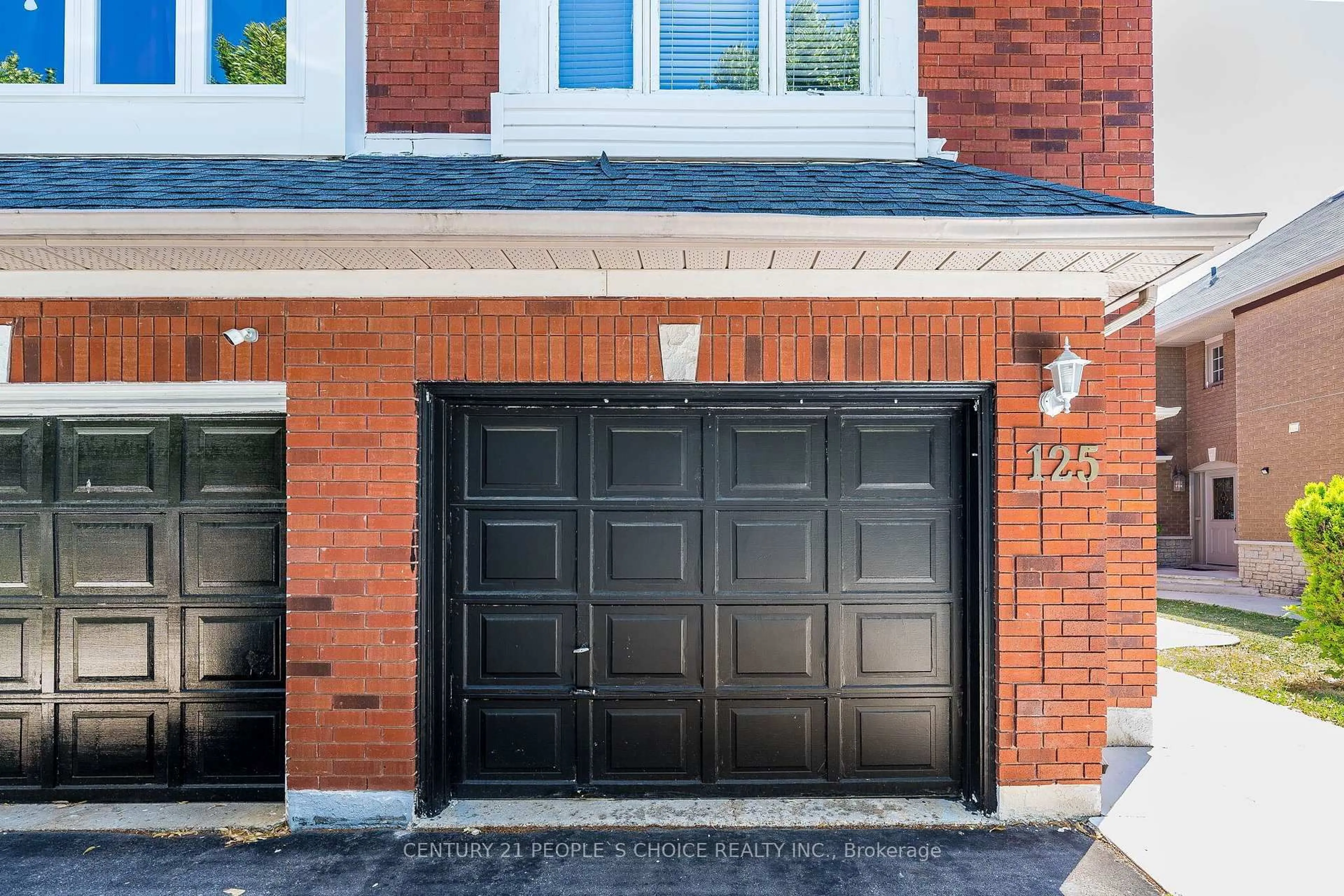 Home with brick exterior material, street for 125 Rainforest Dr, Brampton Ontario L6R 1A3