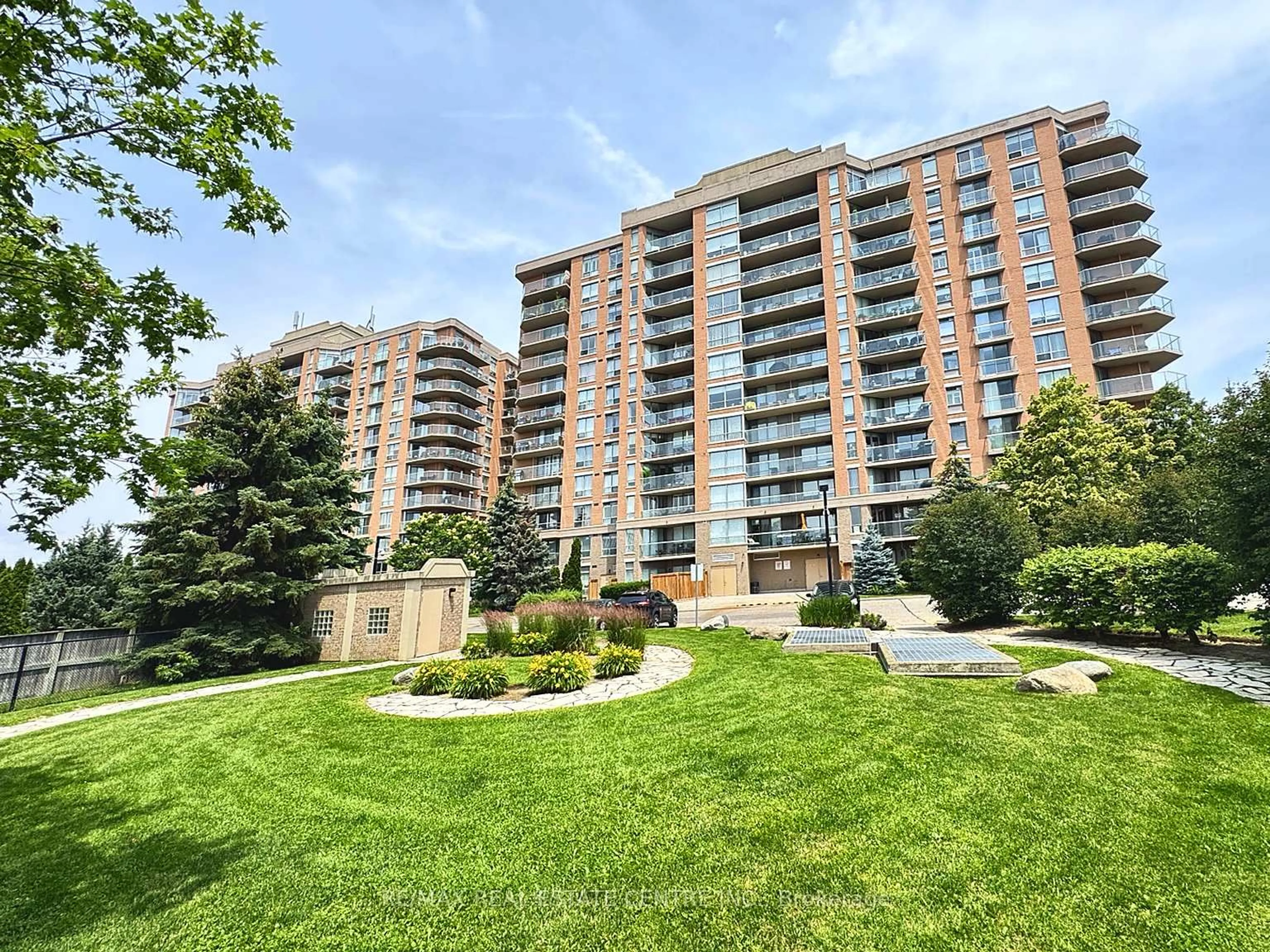 A pic from outside/outdoor area/front of a property/back of a property/a pic from drone, city buildings view from balcony for 1140 parkwest Pl #302, Mississauga Ontario L5E 3K9