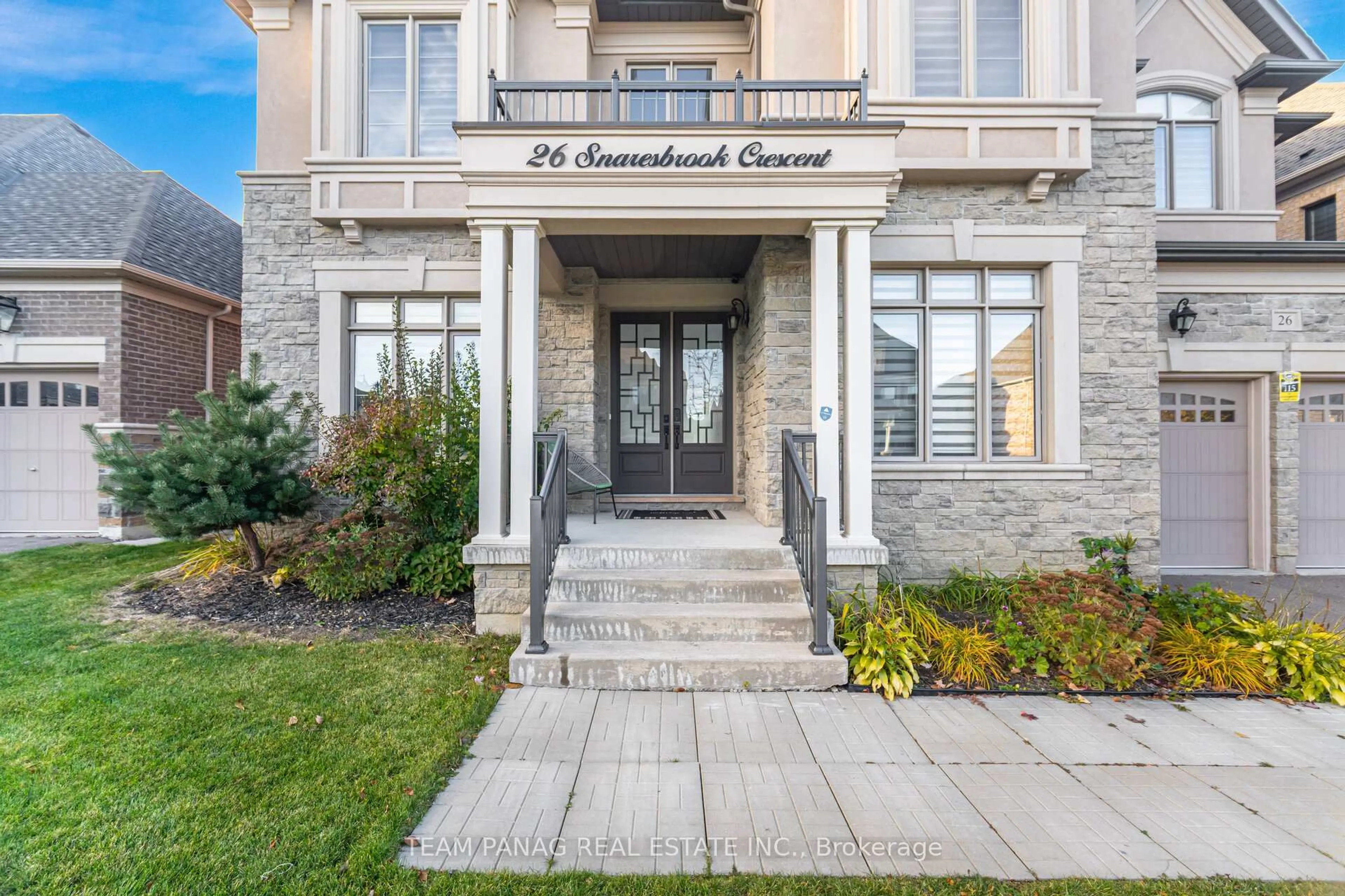 Unknown for 26 Snaresbrook Cres, Brampton Ontario L6P 4G7