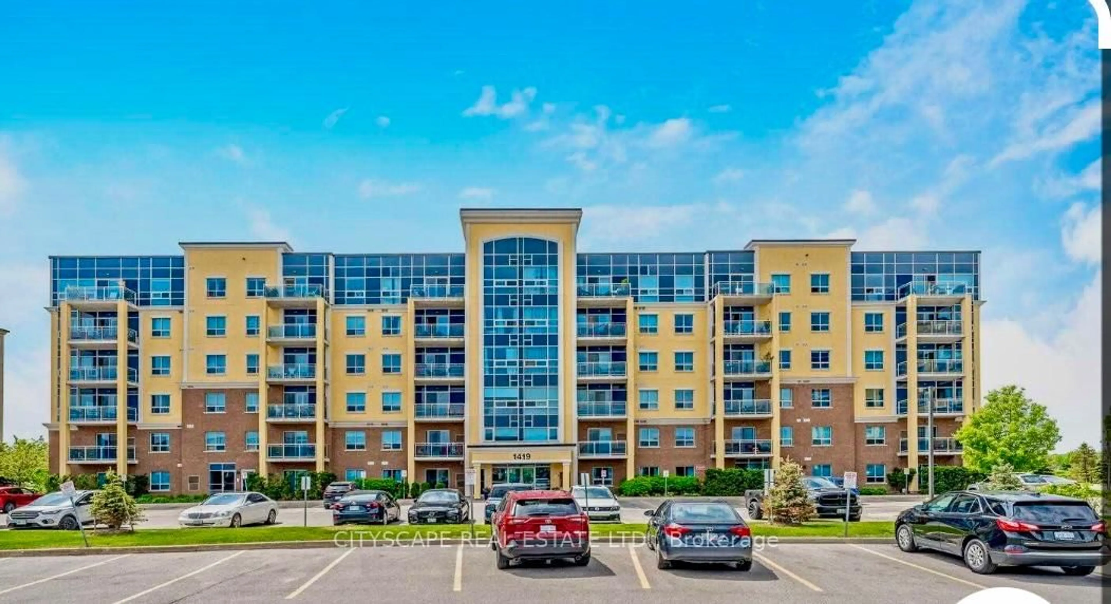 A pic from outside/outdoor area/front of a property/back of a property/a pic from drone, building for 1419 Costigan Rd #103, Milton Ontario L9T 2L4