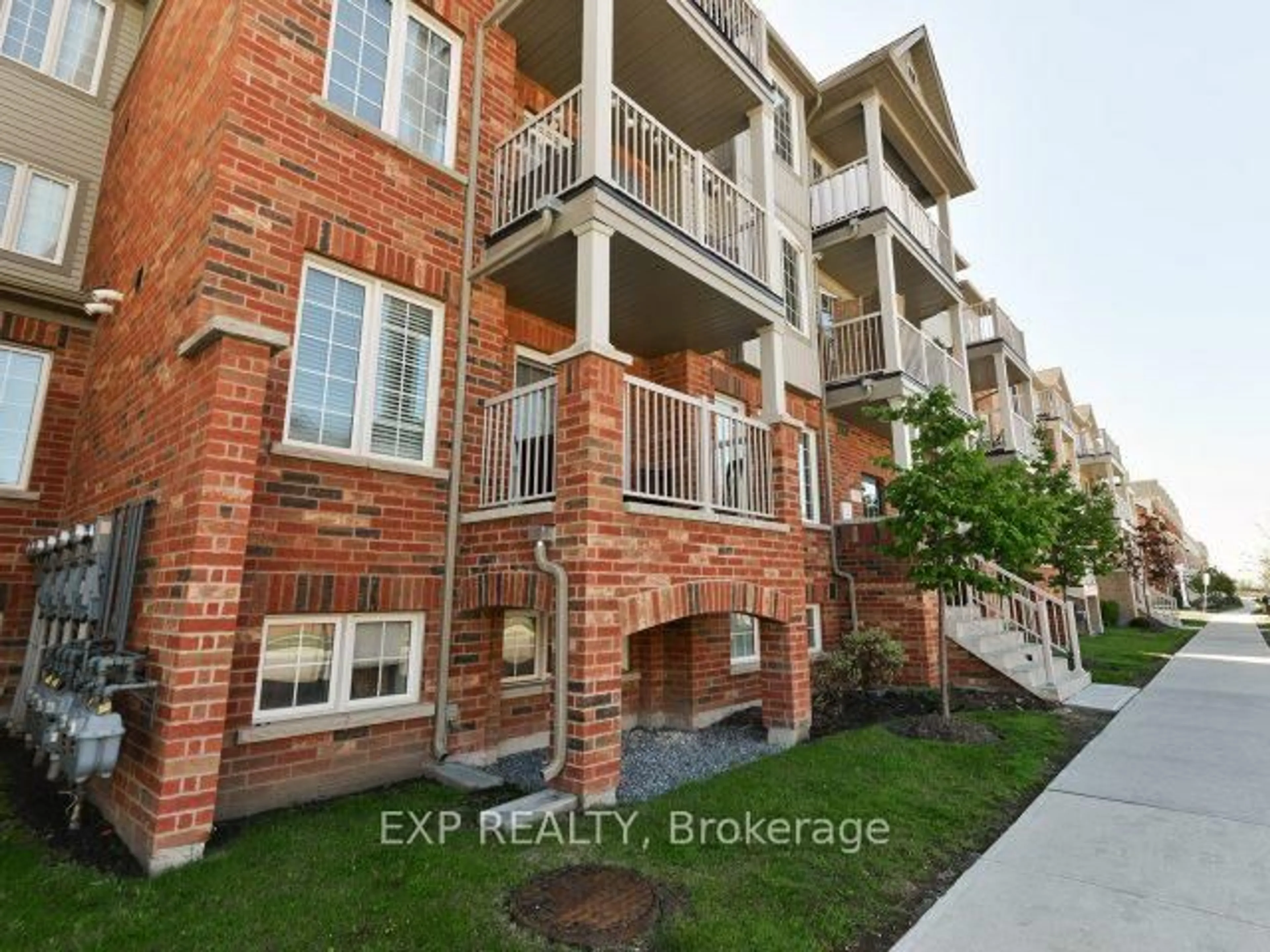 Unknown for 129 Isaac Devins Blvd #7, Toronto Ontario M9M 0C4