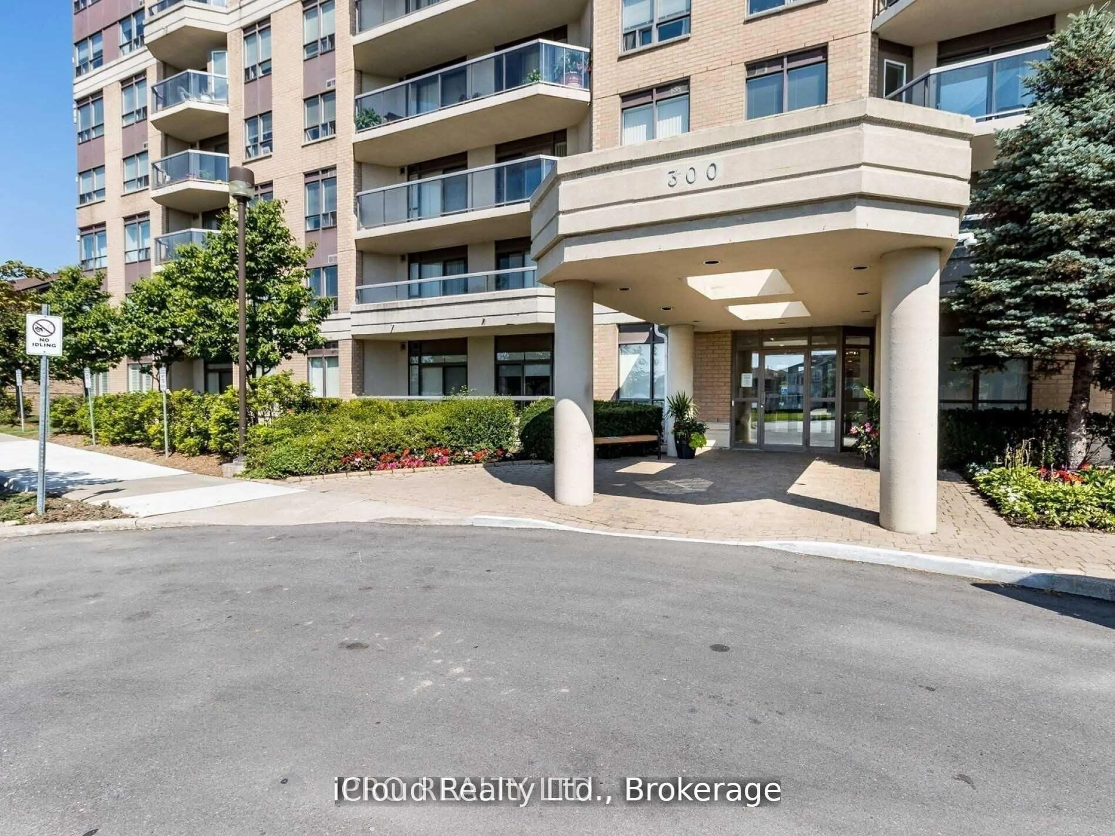 Indoor foyer for 300 Ray Lawson Blvd #207, Brampton Ontario L6Y 5H5