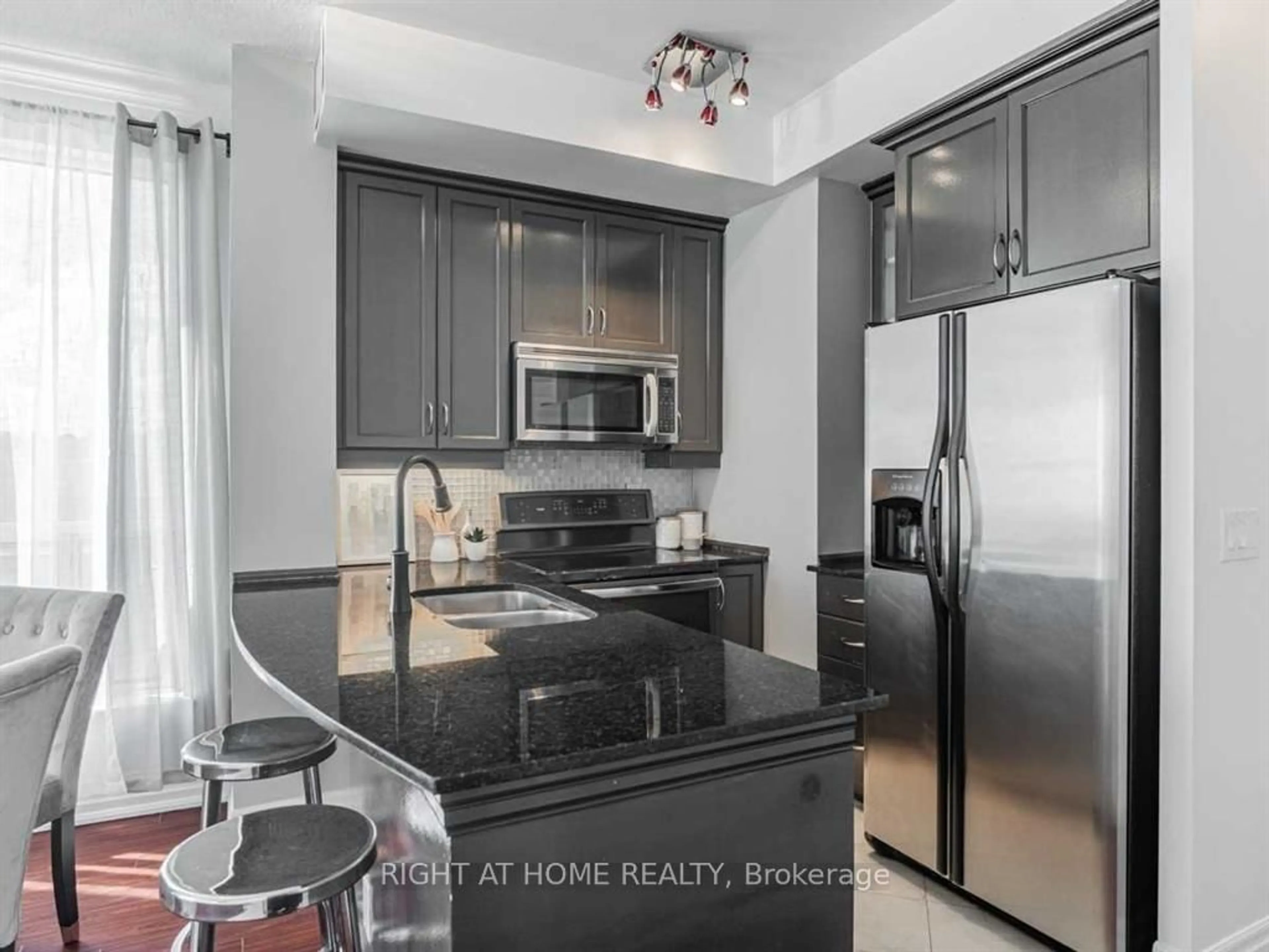 Unknown for 2087 Lake Shore Blvd #207, Toronto Ontario M8V 4G3