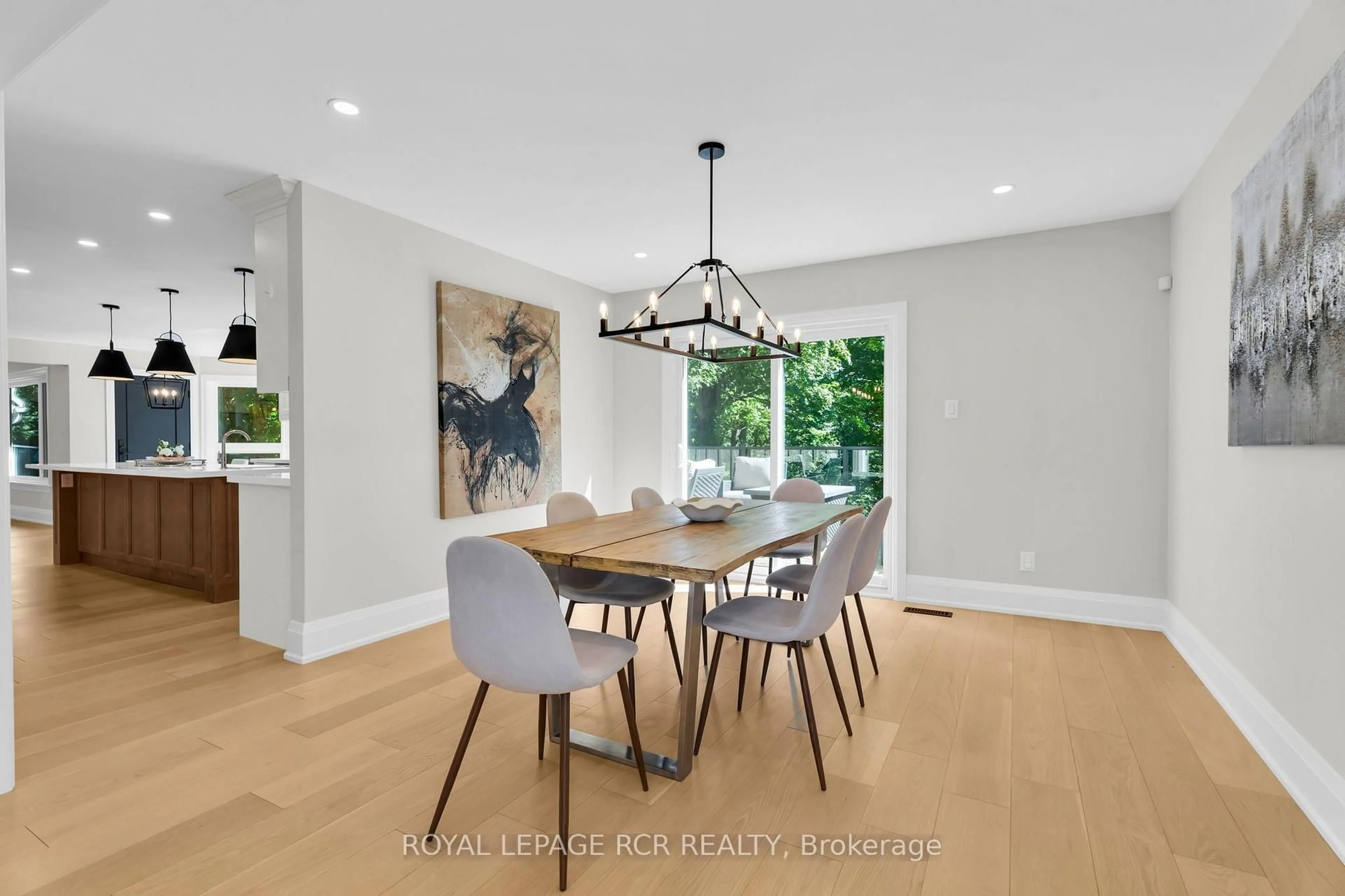 Dining room, wood/laminate floor for 163 Confederation St, Halton Hills Ontario L7G 4S8