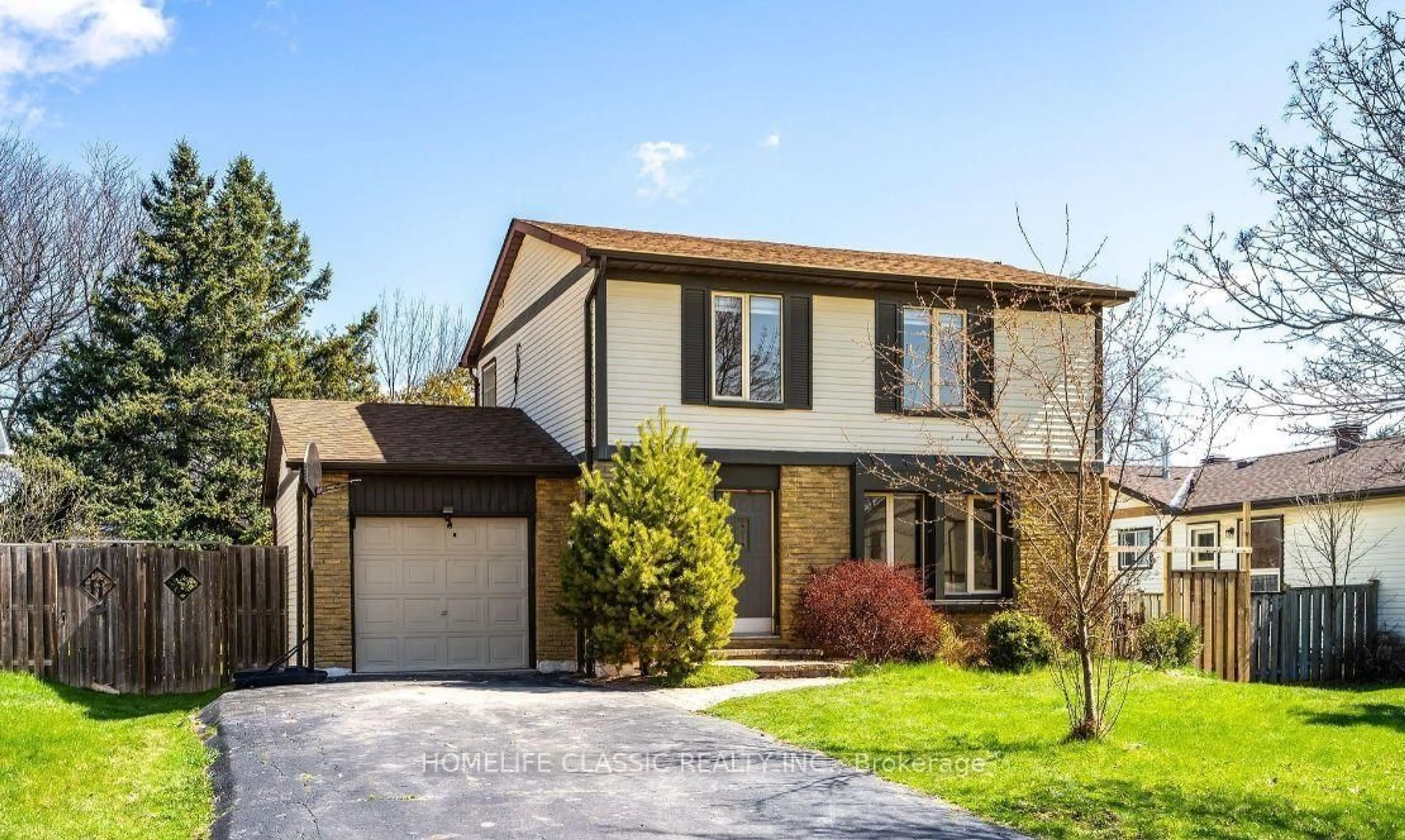 Home with brick exterior material, street for 583 Elliott Cres, Milton Ontario L9T 3G5
