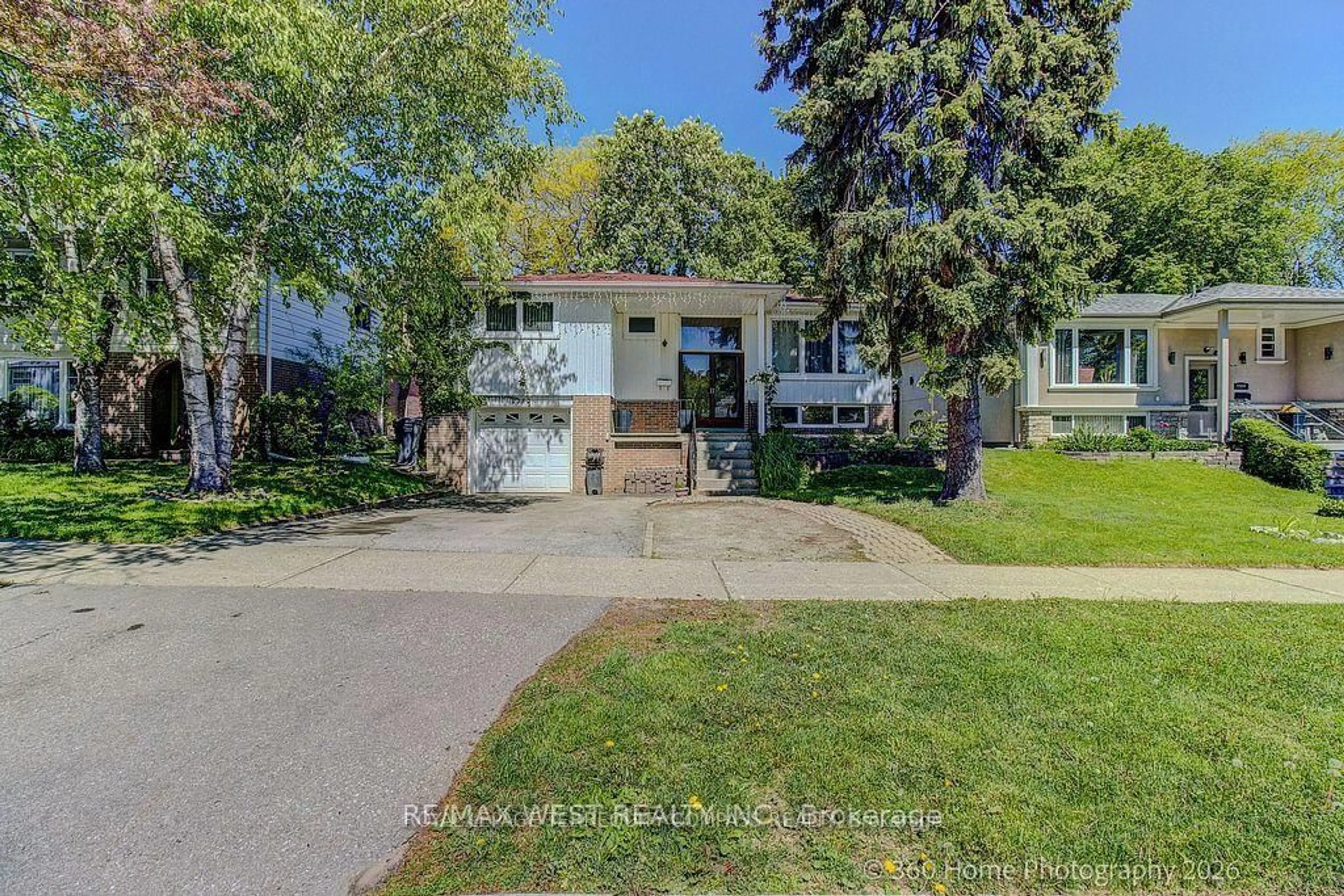 Unknown for 1583 Otterby Rd, Mississauga Ontario L4X 1W8