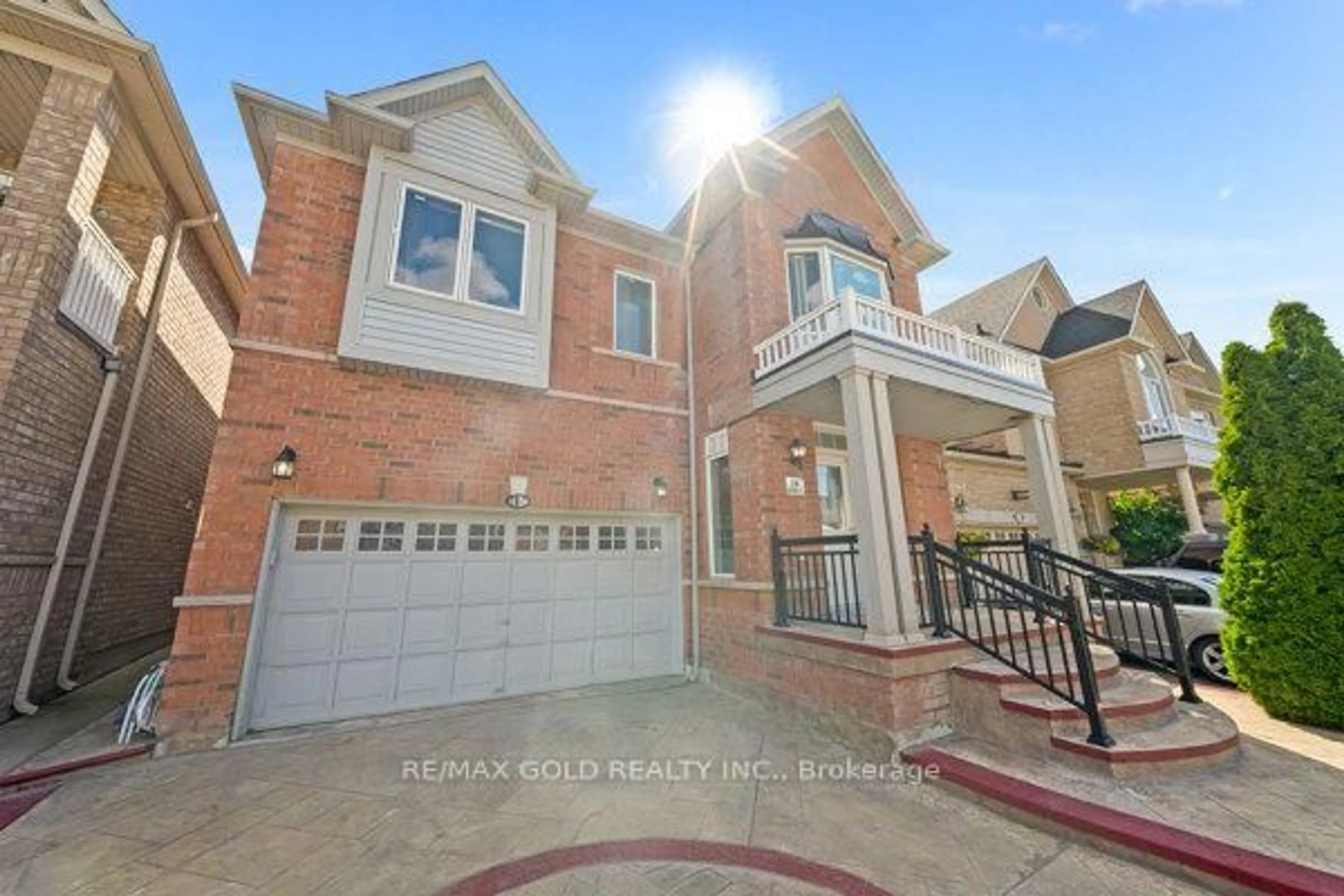 Home with brick exterior material, street for 14 Beckenham Rd, Brampton Ontario L6P 2L7