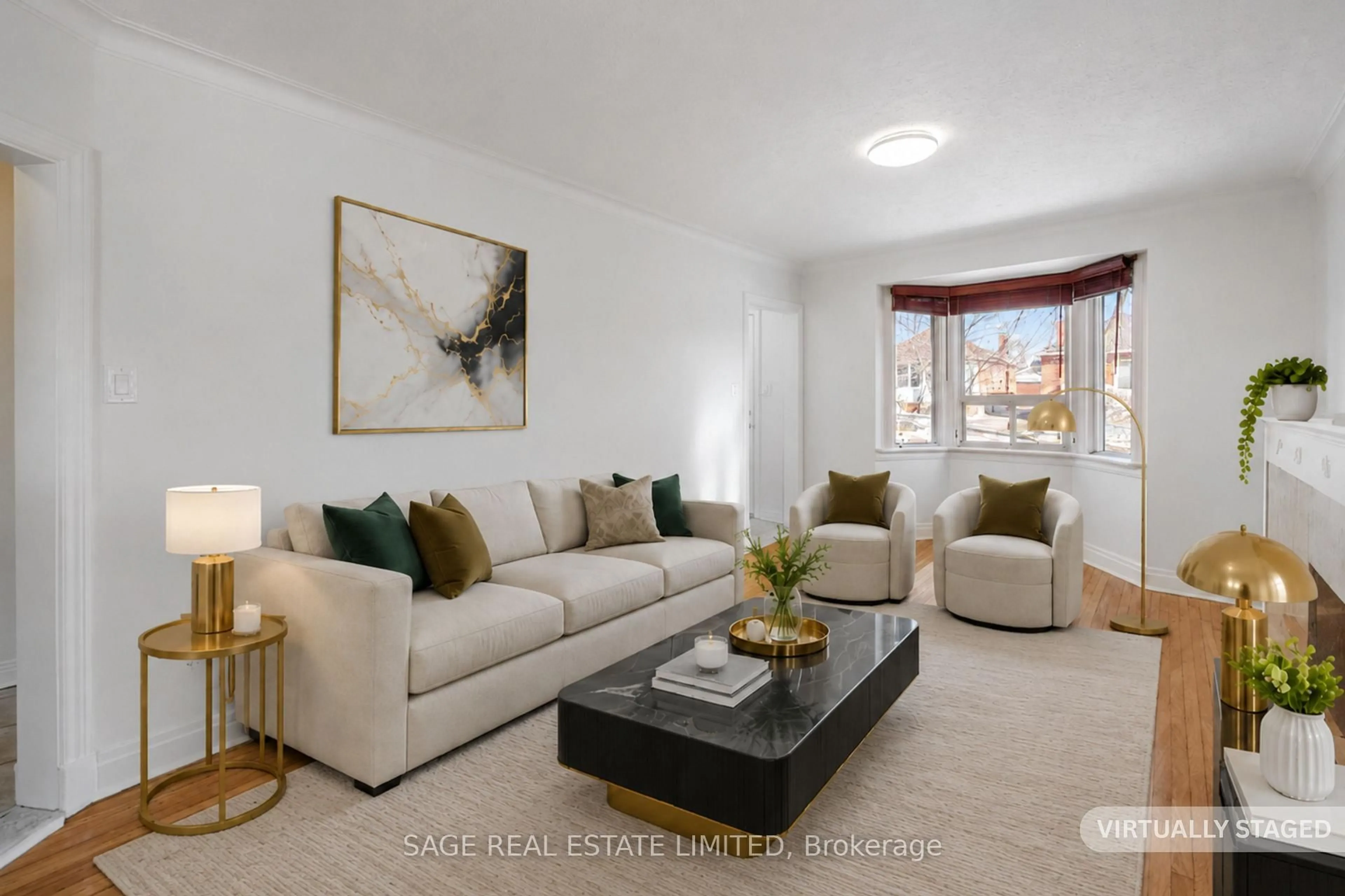 Living room with furniture, unknown for 521 Glen Park Ave, Toronto Ontario M6B 2G2