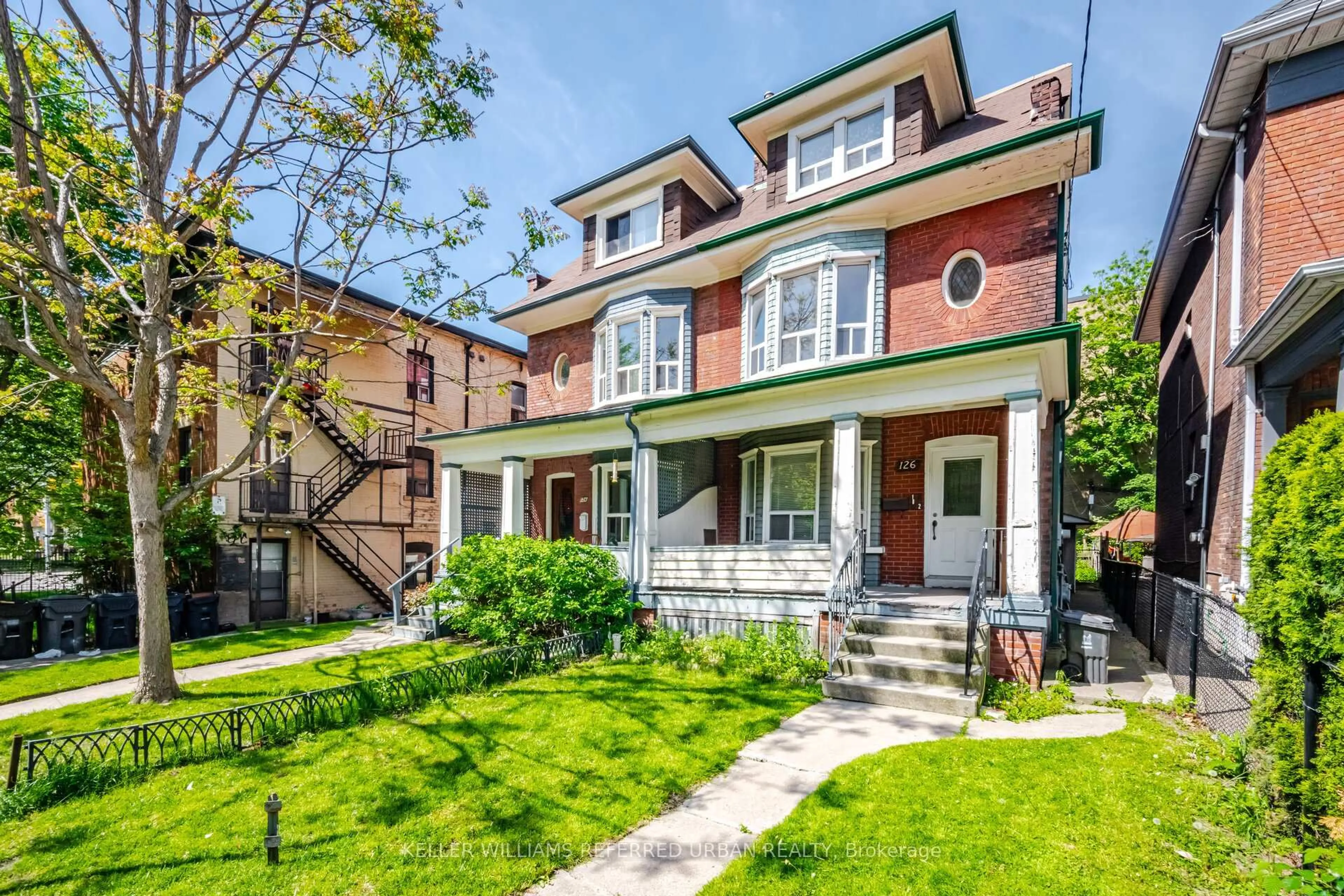 Home with brick exterior material, street for 126 Close Ave, Toronto Ontario M6K 2V5