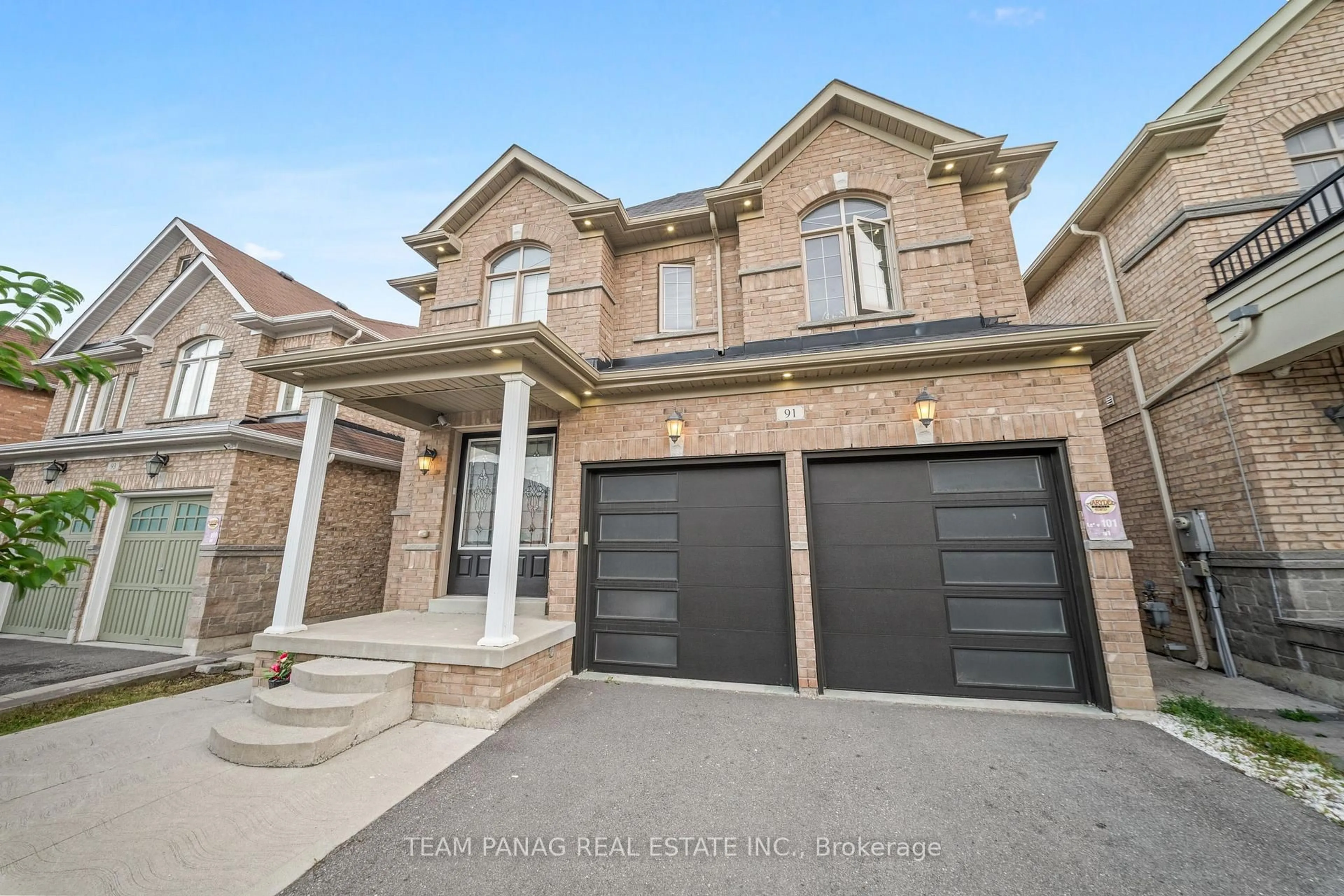 Home with brick exterior material, street for 91 Campwood Cres, Brampton Ontario L6P 3S9