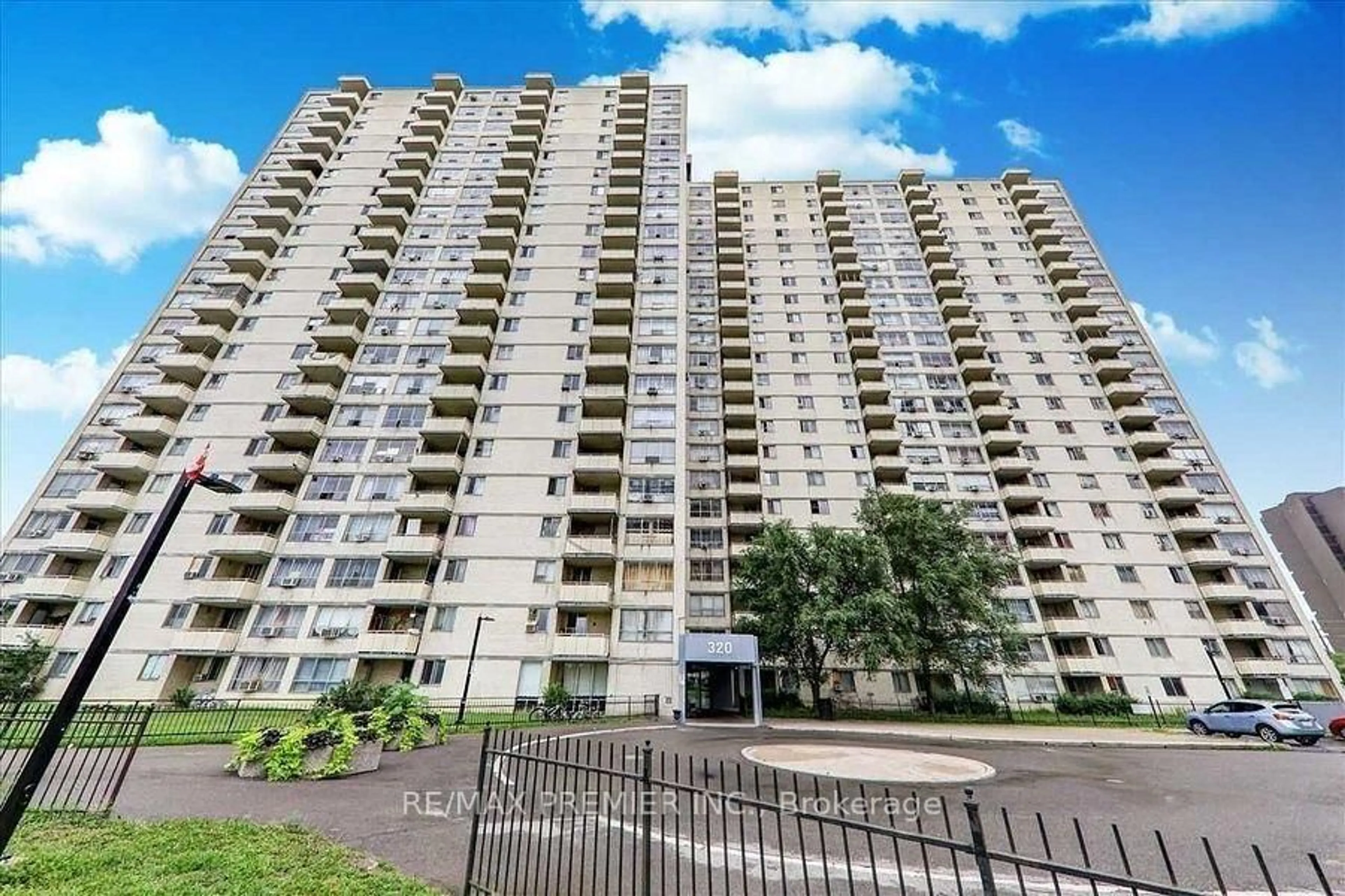 Unknown for 320 Dixon Rd #408, Toronto Ontario M9R 1S8