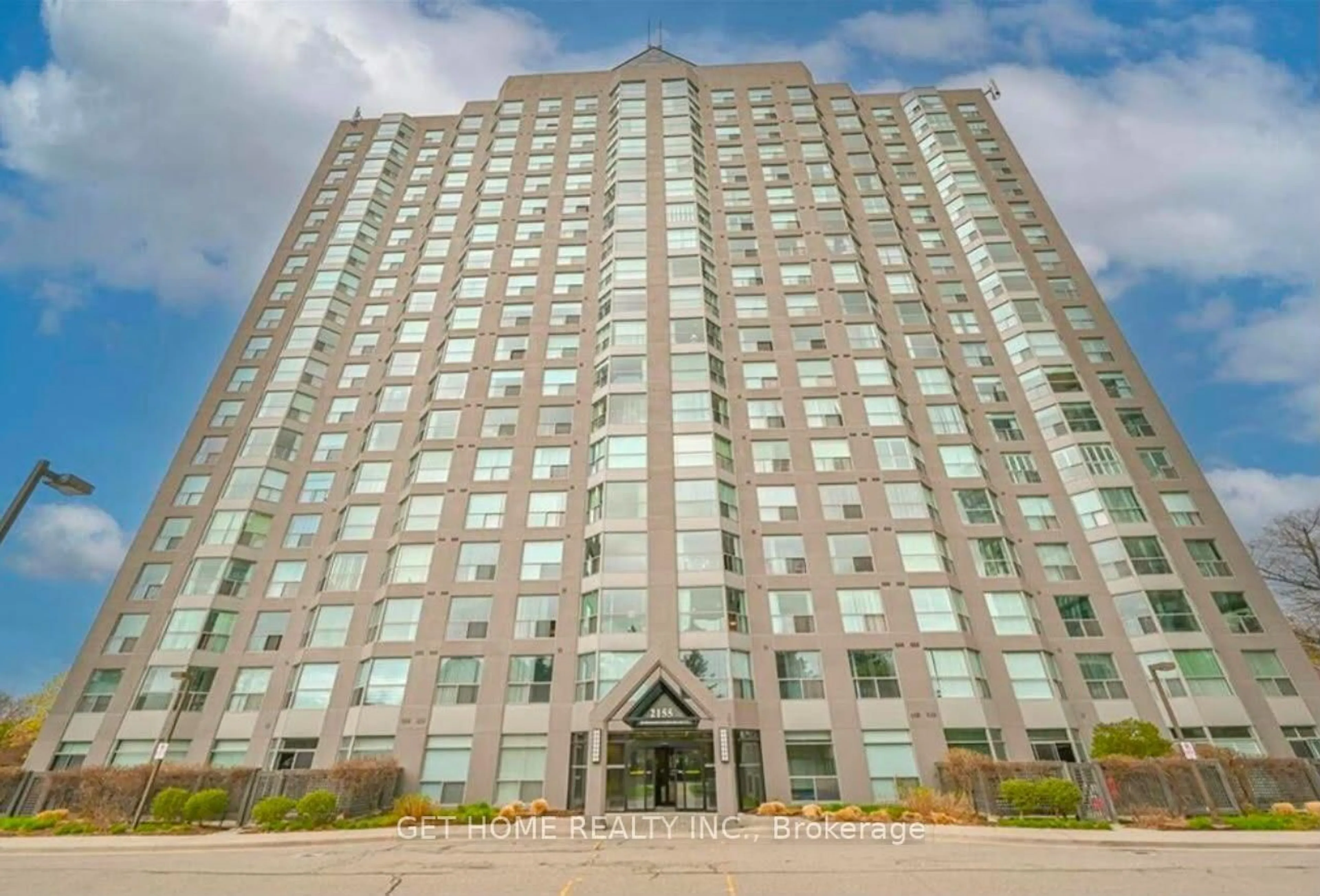 Indoor foyer for 2155 Burnhamthorpe Rd #1709, Mississauga Ontario L5L 5P4