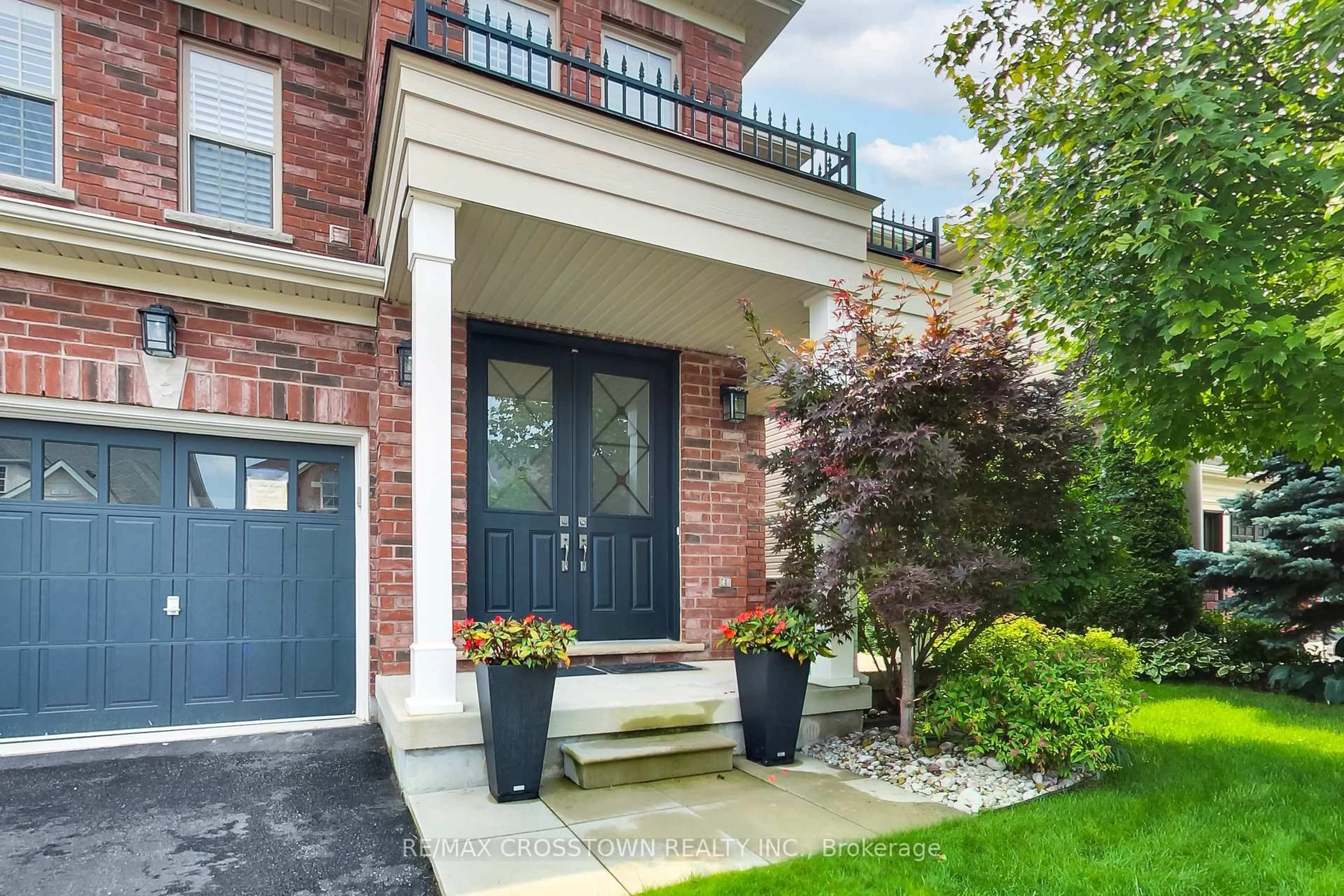 Home with brick exterior material, street for 23 Boyces Creek Crt, Caledon Ontario L7C 3S1