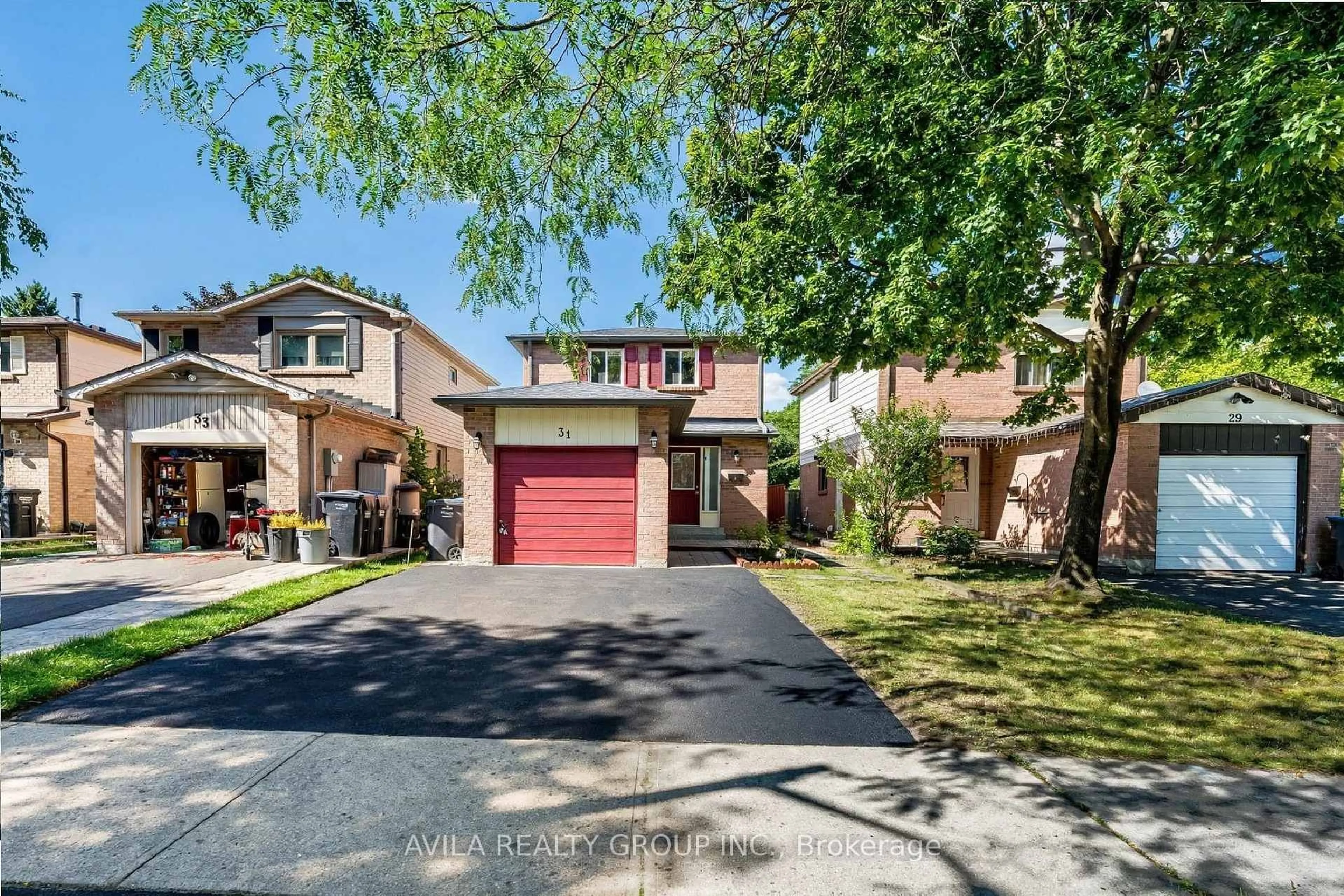 Home with brick exterior material, street for 31 Wheatfield Rd, Brampton Ontario L6X 2V4