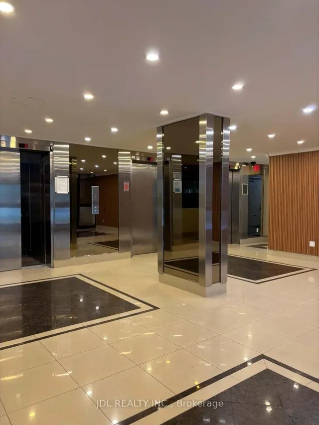 85 Emmett Ave #1807, Toronto 5