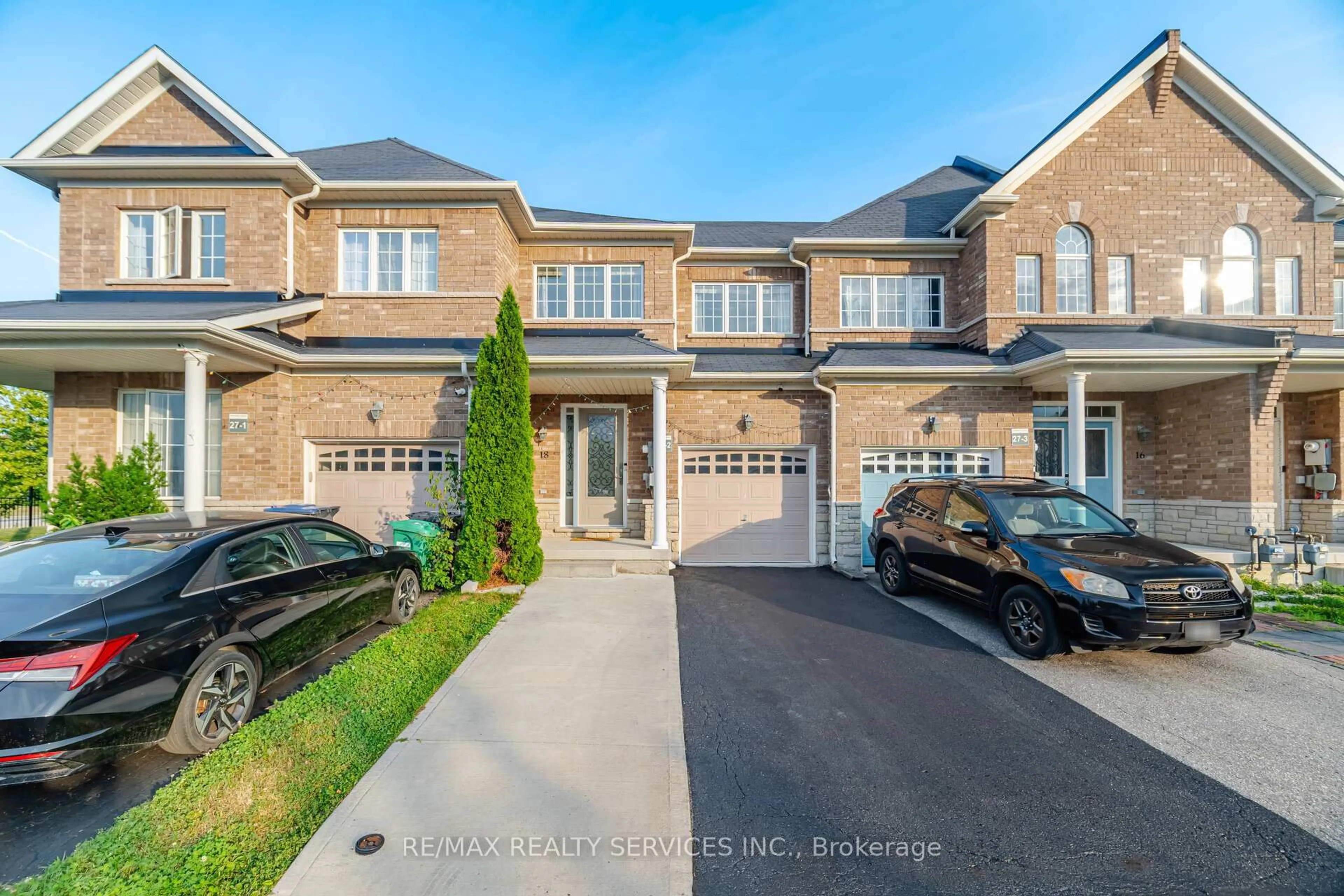 Unknown for 18 Seedland Cres, Brampton Ontario L6R 0Z5